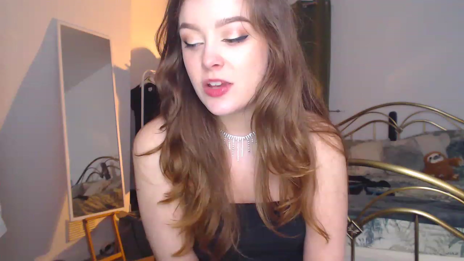 Gallery image thumbnail from KittyCash3w's myfreecams stream on, 12/31/2022, 19:26 image 14 of 20
