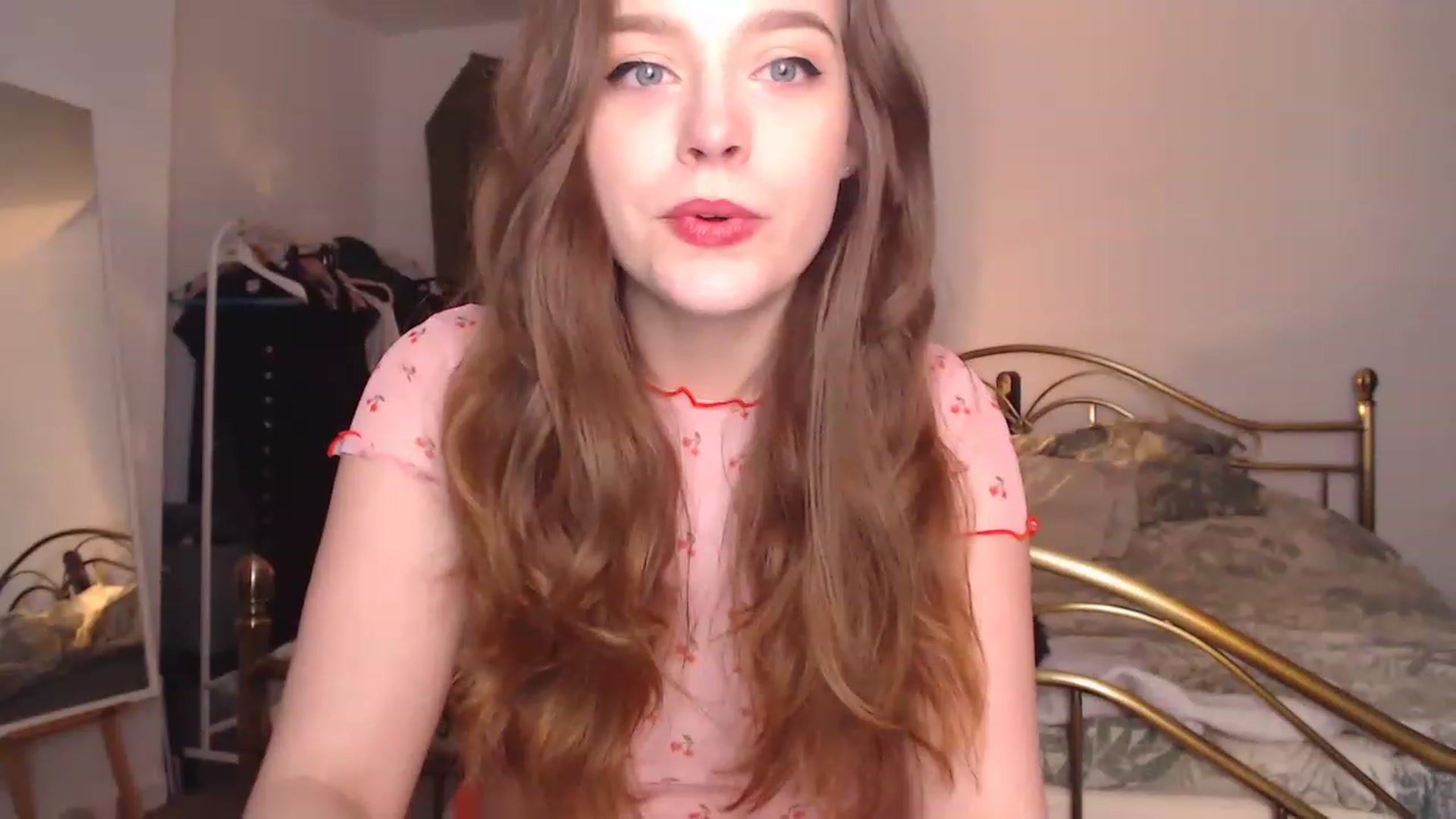 Gallery image thumbnail from KittyCash3w's myfreecams stream on, 01/12/2023, 21:03 image 4 of 20