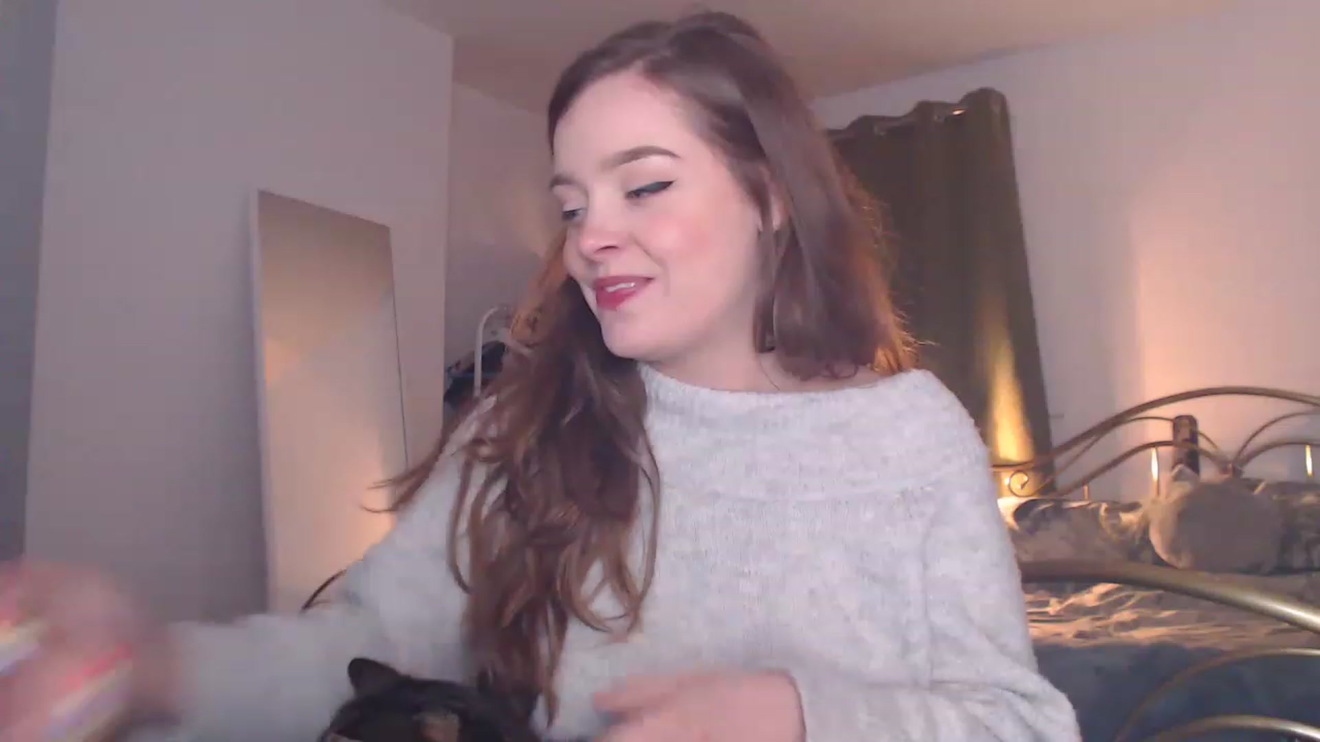 Gallery image thumbnail from KittyCash3w's myfreecams stream on, 01/17/2023, 18:52 image 12 of 20