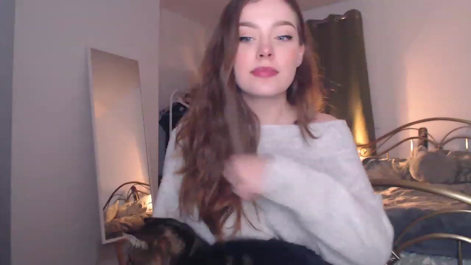 Gallery image thumbnail from KittyCash3w's myfreecams stream on, 01/17/2023, 18:52 image 18 of 20
