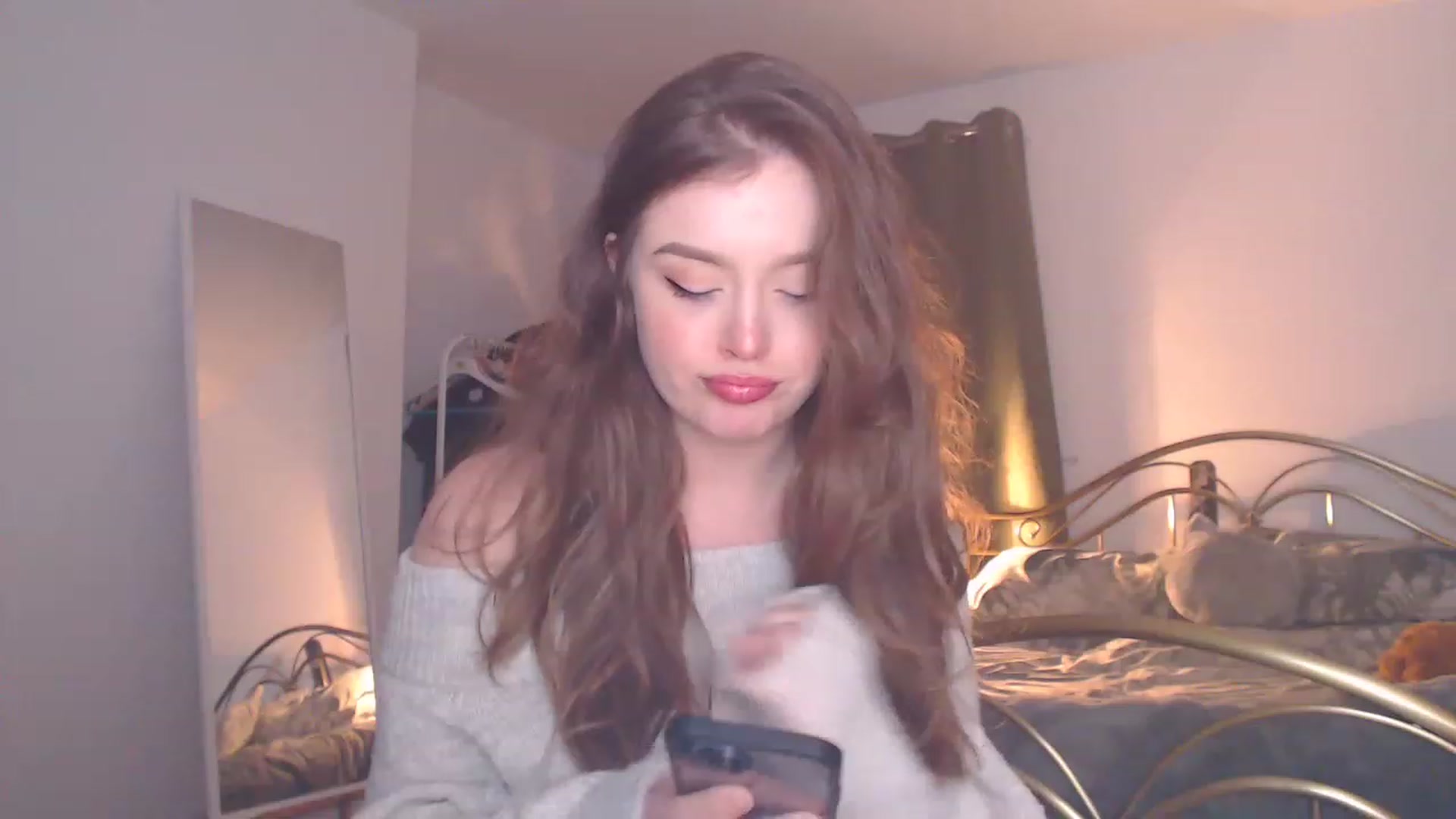 Gallery image thumbnail from KittyCash3w's myfreecams stream on, 01/17/2023, 18:52 image 7 of 20