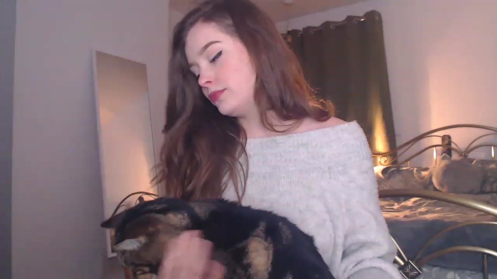 Gallery image thumbnail from KittyCash3w's myfreecams stream on, 01/17/2023, 18:52 image 14 of 20