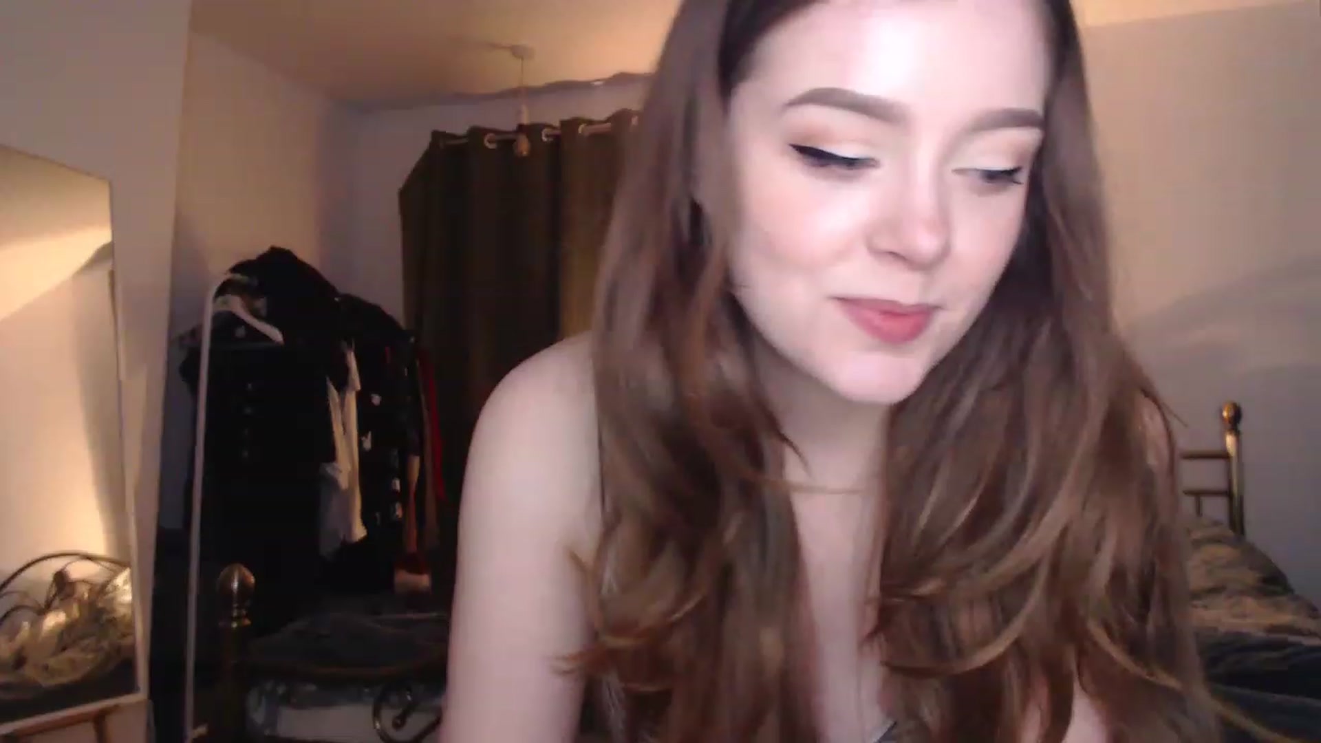 Gallery image thumbnail from KittyCash3w's myfreecams stream on, 01/19/2023, 21:52 image 6 of 20