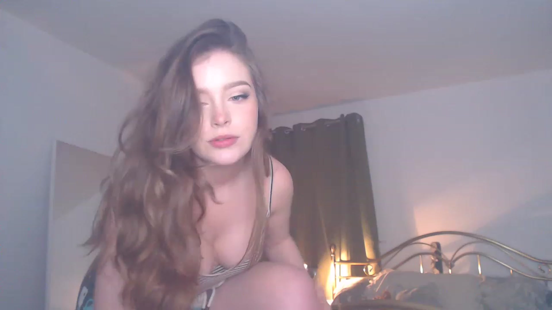 Gallery image thumbnail from KittyCash3w's myfreecams stream on, 01/21/2023, 19:37 image 4 of 20