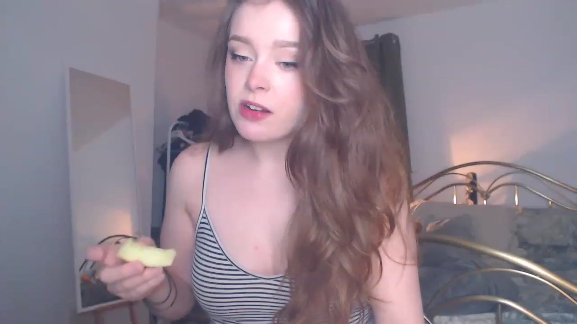 Gallery image thumbnail from KittyCash3w's myfreecams stream on, 01/21/2023, 19:37 image 14 of 20