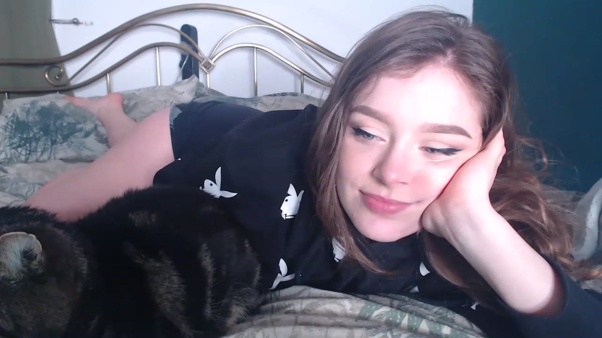 Gallery image thumbnail from KittyCash3w's myfreecams stream on, 01/29/2023, 16:44 image 12 of 20