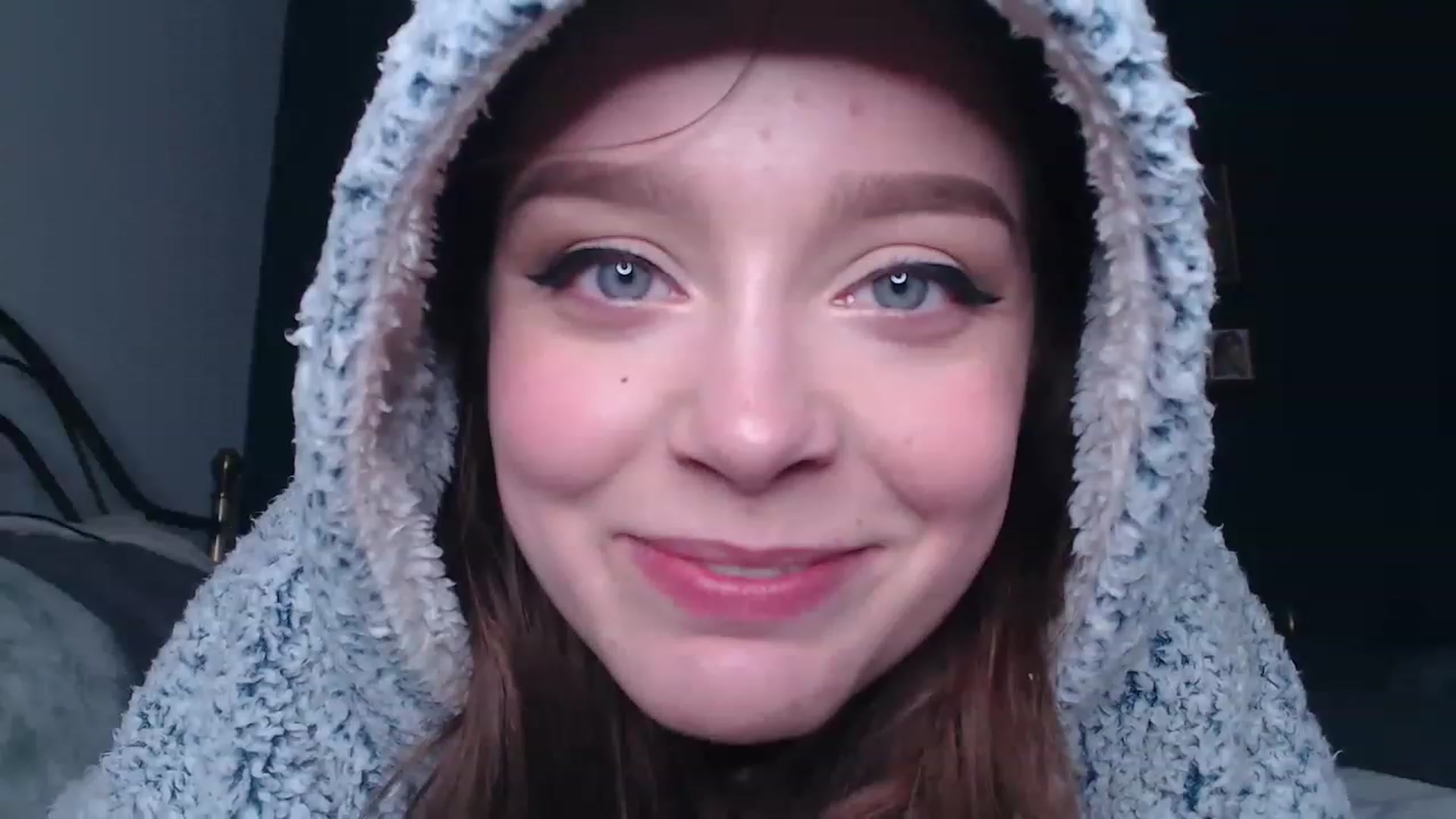 Gallery image thumbnail from KittyCash3w's myfreecams stream on, 02/23/2023, 20:58 image 12 of 20