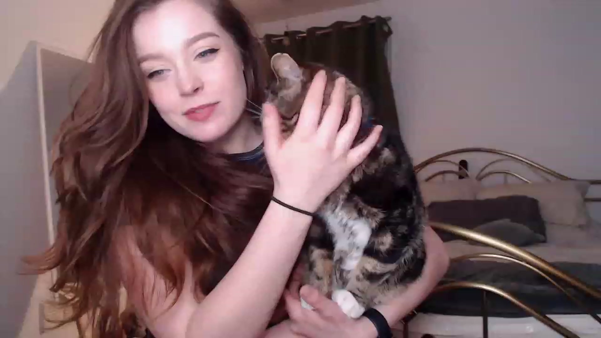 Gallery image thumbnail from KittyCash3w's myfreecams stream on, 03/04/2023, 22:02 image 6 of 20
