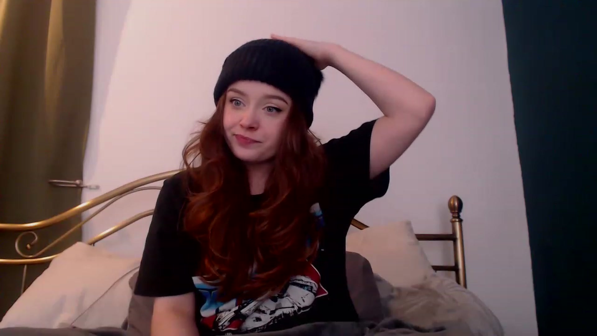 Gallery image thumbnail from KittyCash3w's myfreecams stream on, 03/08/2023, 19:48 image 10 of 20