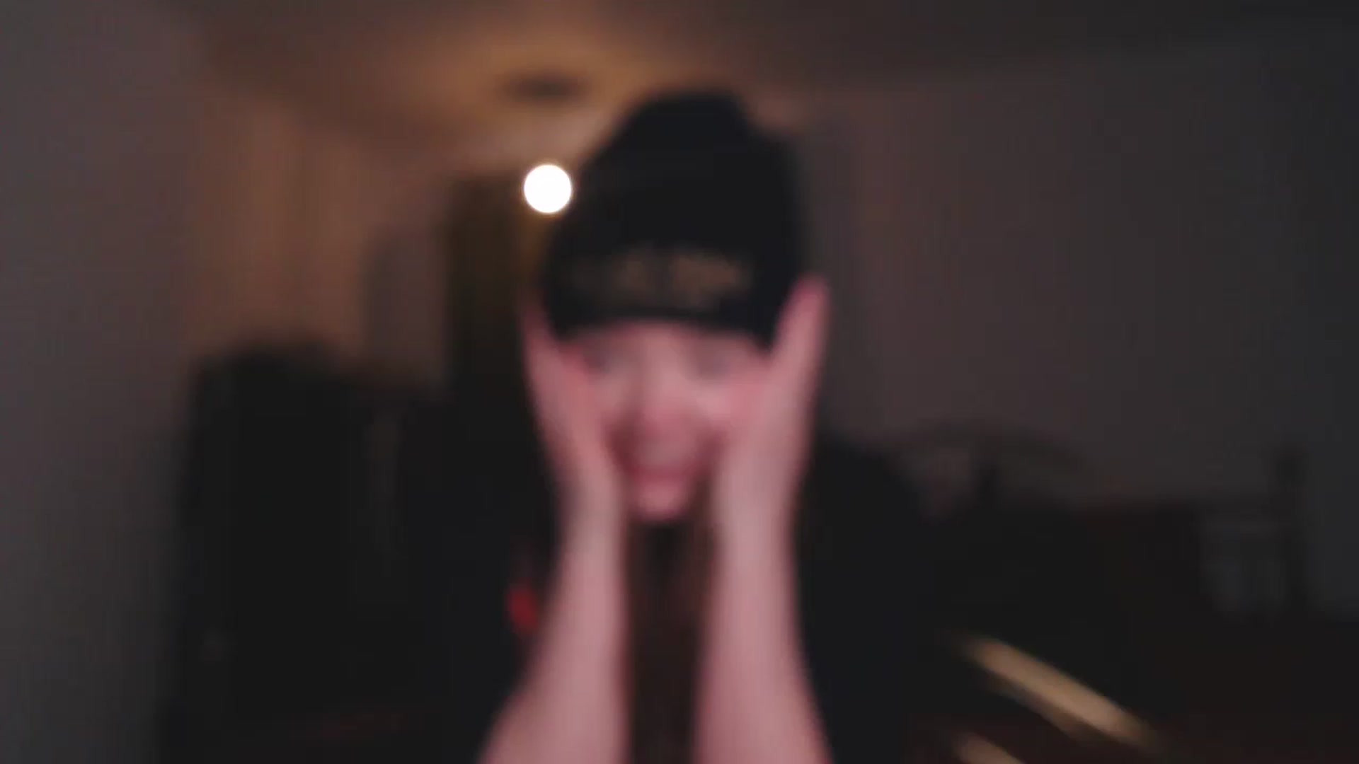 Gallery image thumbnail from KittyCash3w's myfreecams stream on, 04/07/2023, 16:14 image 5 of 20