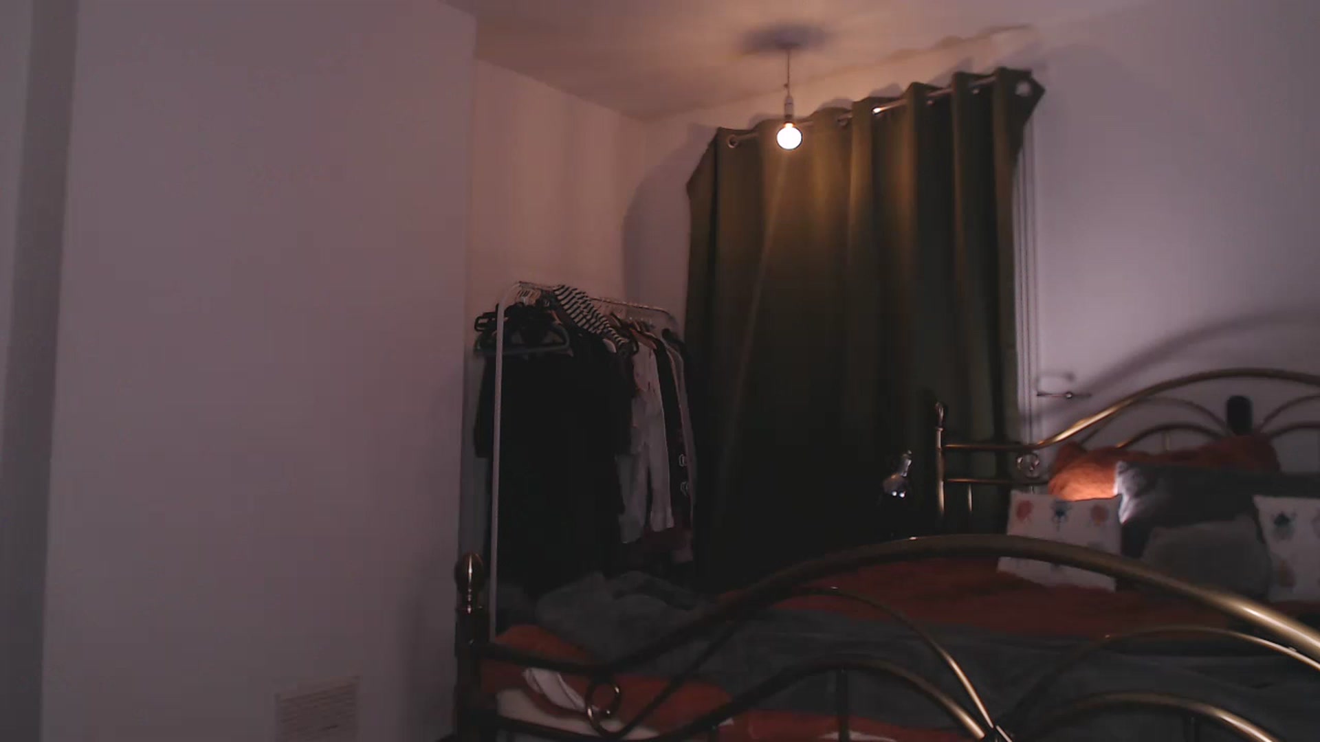 Gallery image thumbnail from KittyCash3w's myfreecams stream on, 04/12/2023, 19:32 image 12 of 20