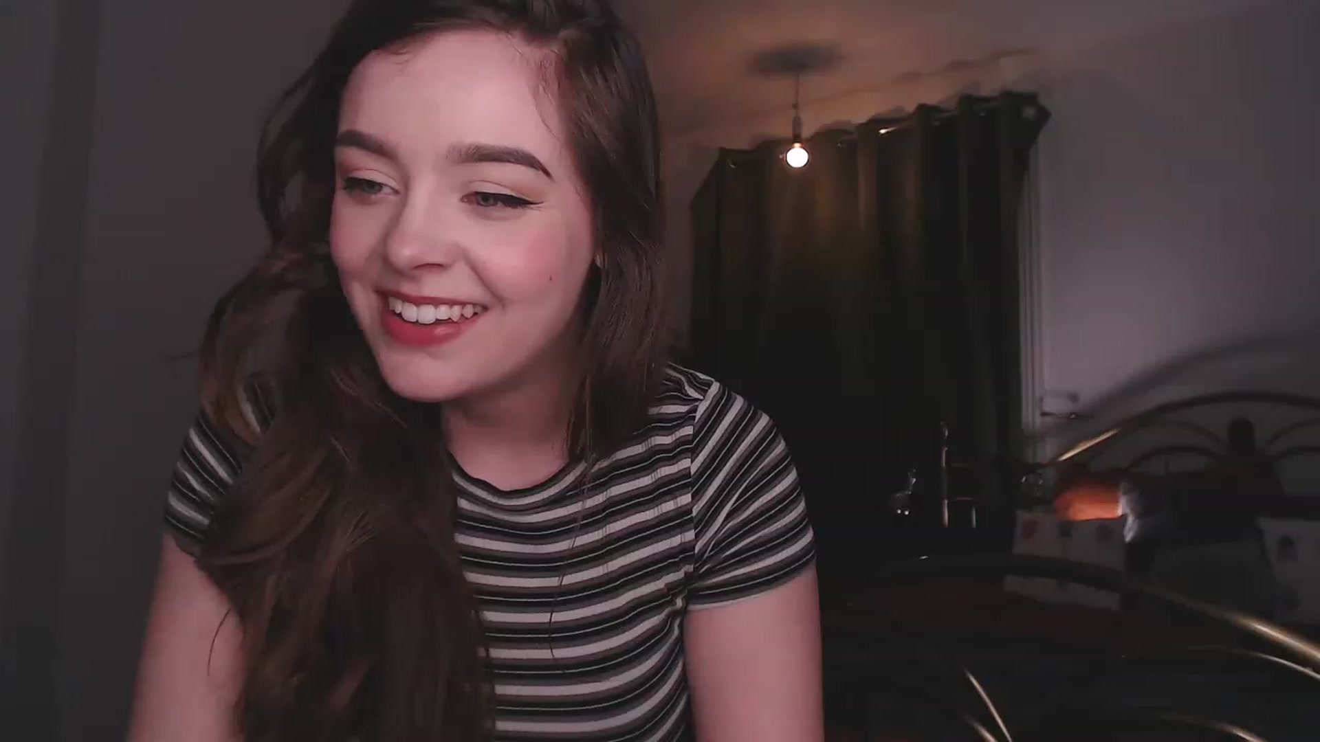 Gallery image thumbnail from KittyCash3w's myfreecams stream on, 04/12/2023, 19:32 image 8 of 20