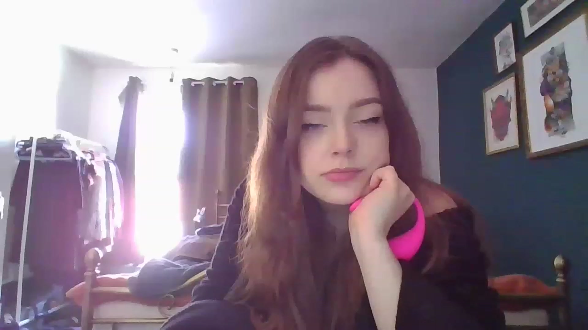 Gallery image thumbnail from KittyCash3w's myfreecams stream on, 04/14/2023, 14:02 image 4 of 20