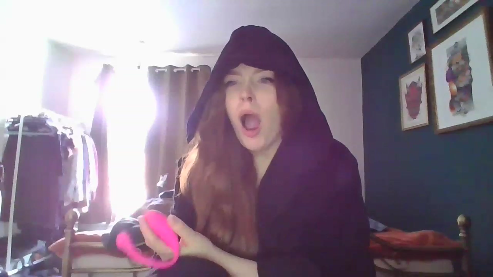 Gallery image thumbnail from KittyCash3w's myfreecams stream on, 04/14/2023, 14:02 image 20 of 20