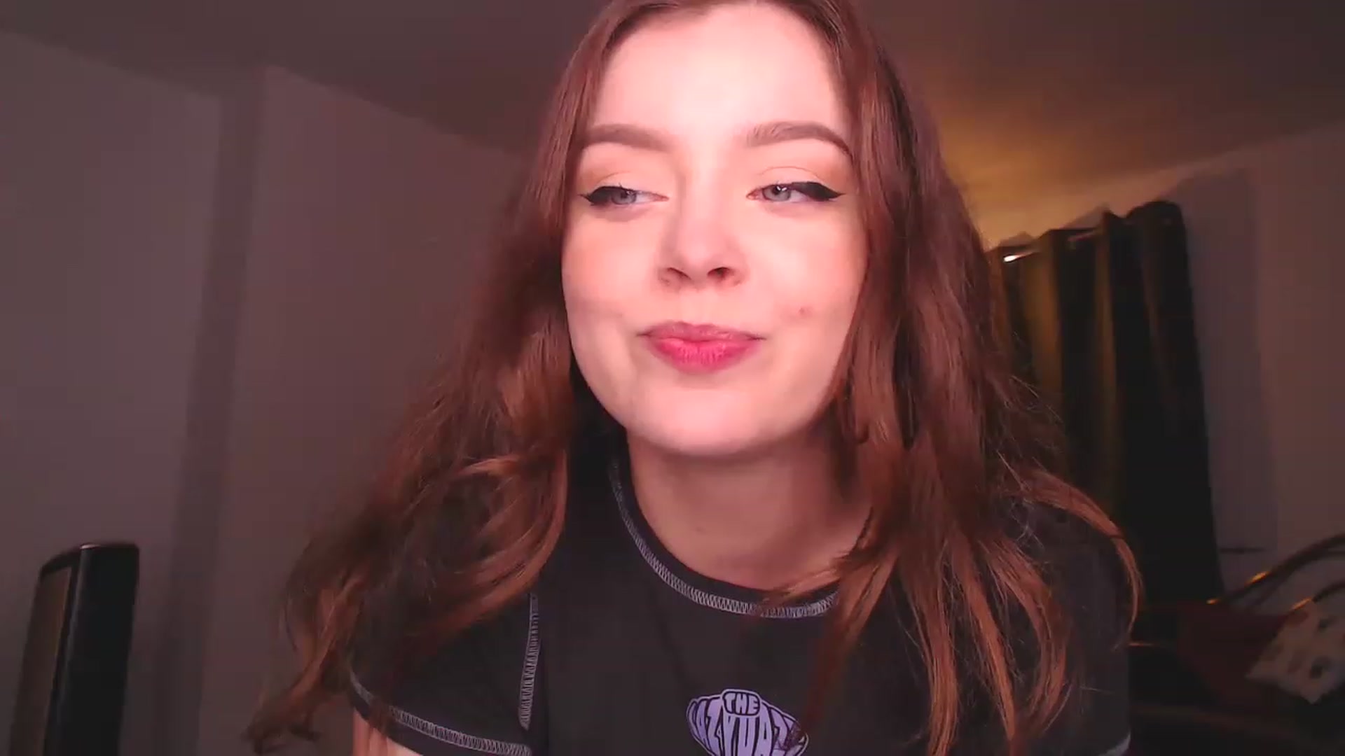 Gallery image thumbnail from KittyCash3w's myfreecams stream on, 04/14/2023, 19:00 image 3 of 20