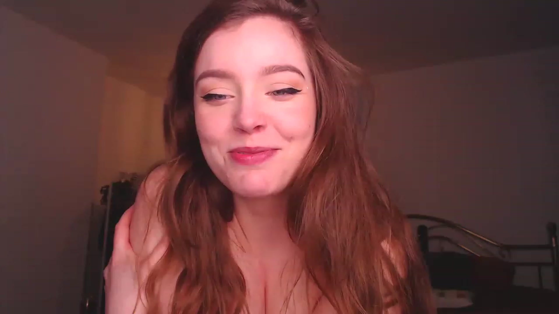Gallery image thumbnail from KittyCash3w's myfreecams stream on, 04/14/2023, 19:00 image 11 of 20