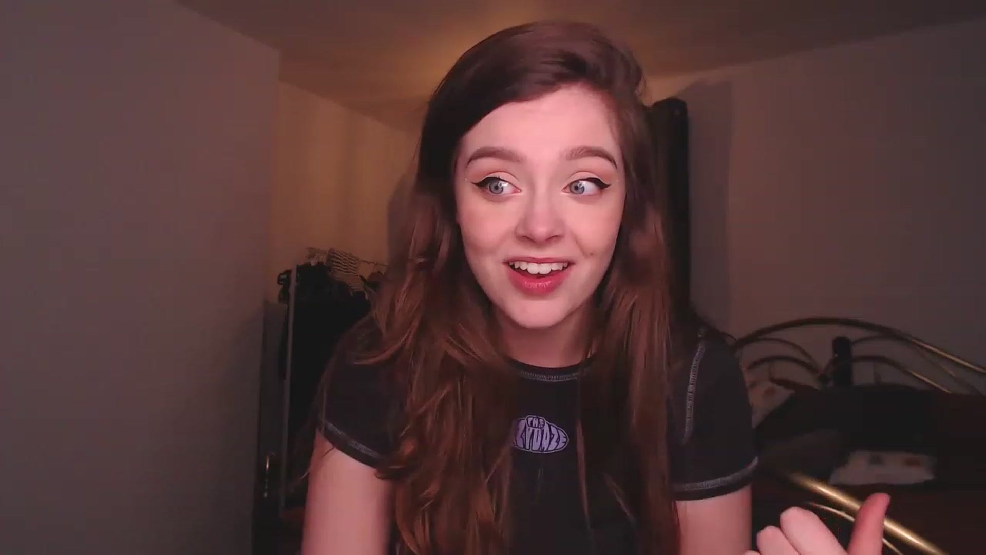 Gallery image thumbnail from KittyCash3w's myfreecams stream on, 04/14/2023, 19:00 image 6 of 20