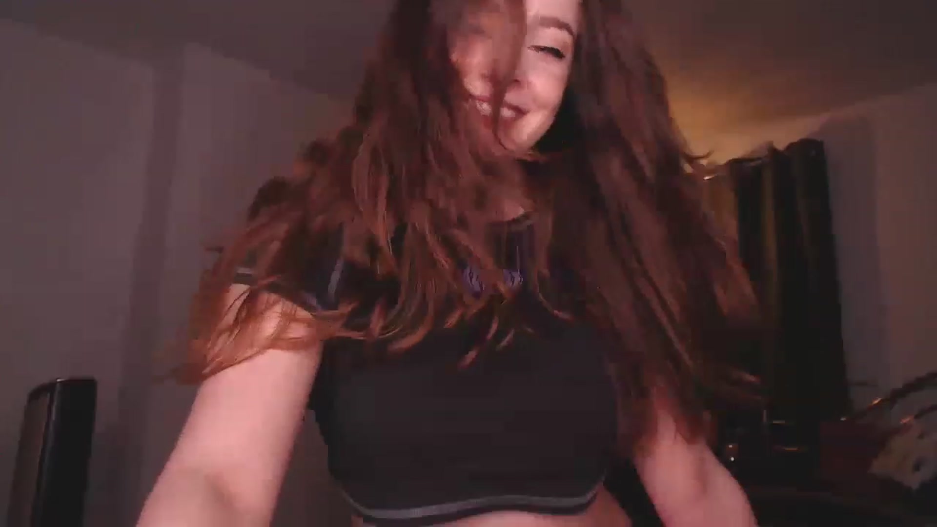 Gallery image thumbnail from KittyCash3w's myfreecams stream on, 04/14/2023, 19:00 image 4 of 20