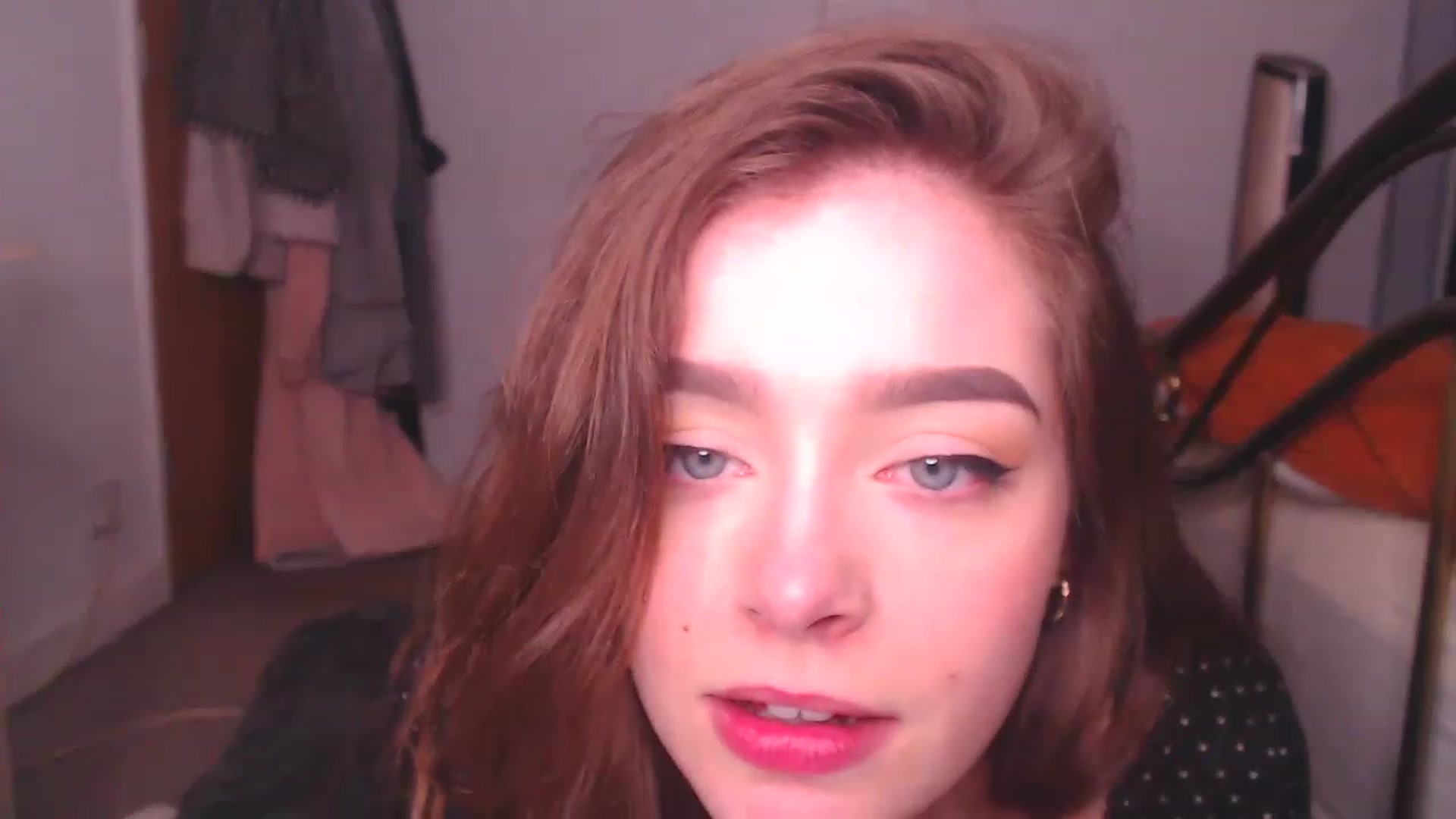 Gallery image thumbnail from KittyCash3w's myfreecams stream on, 04/21/2023, 18:59 image 18 of 20