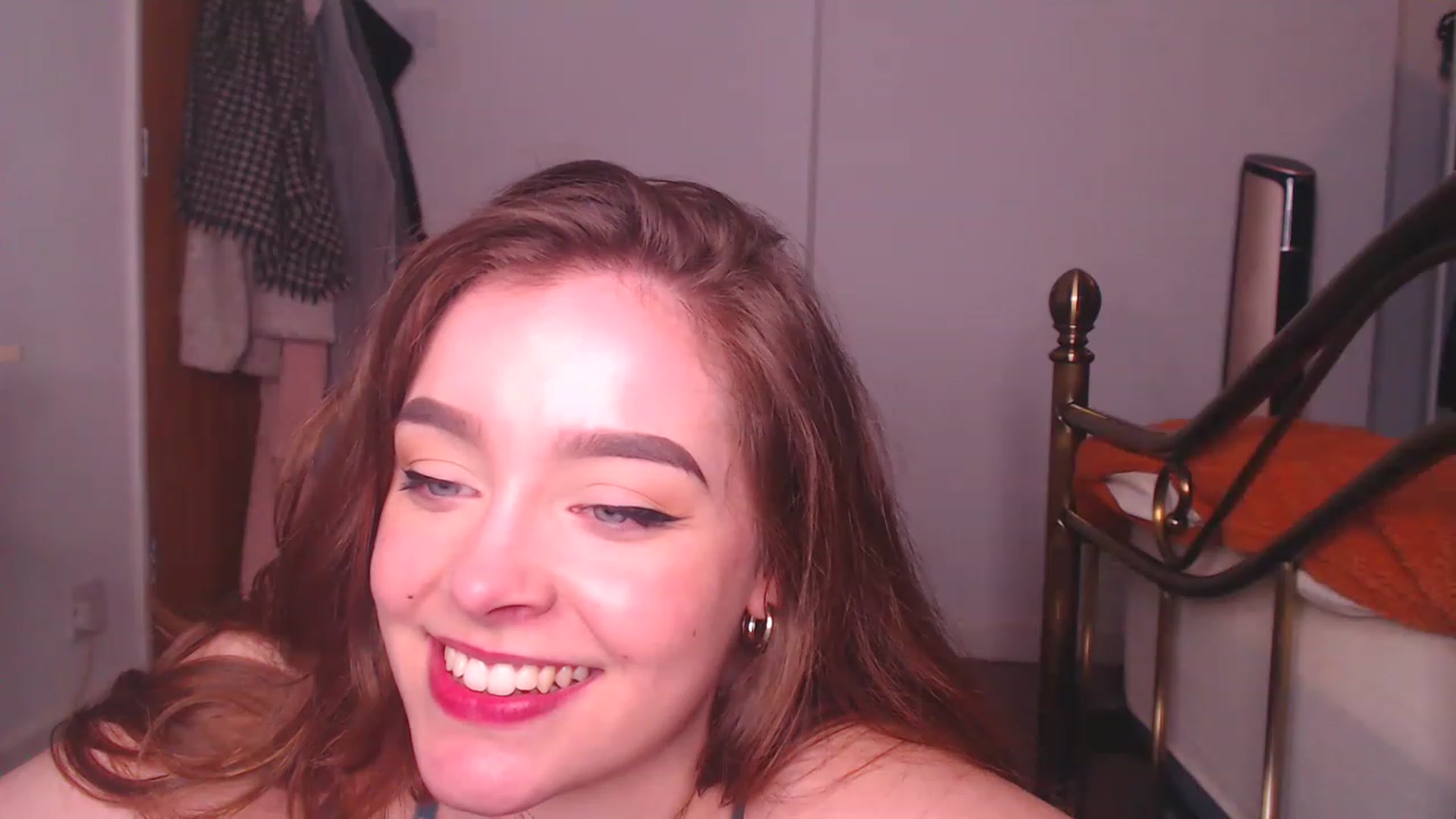 Gallery image thumbnail from KittyCash3w's myfreecams stream on, 04/21/2023, 18:59 image 19 of 20