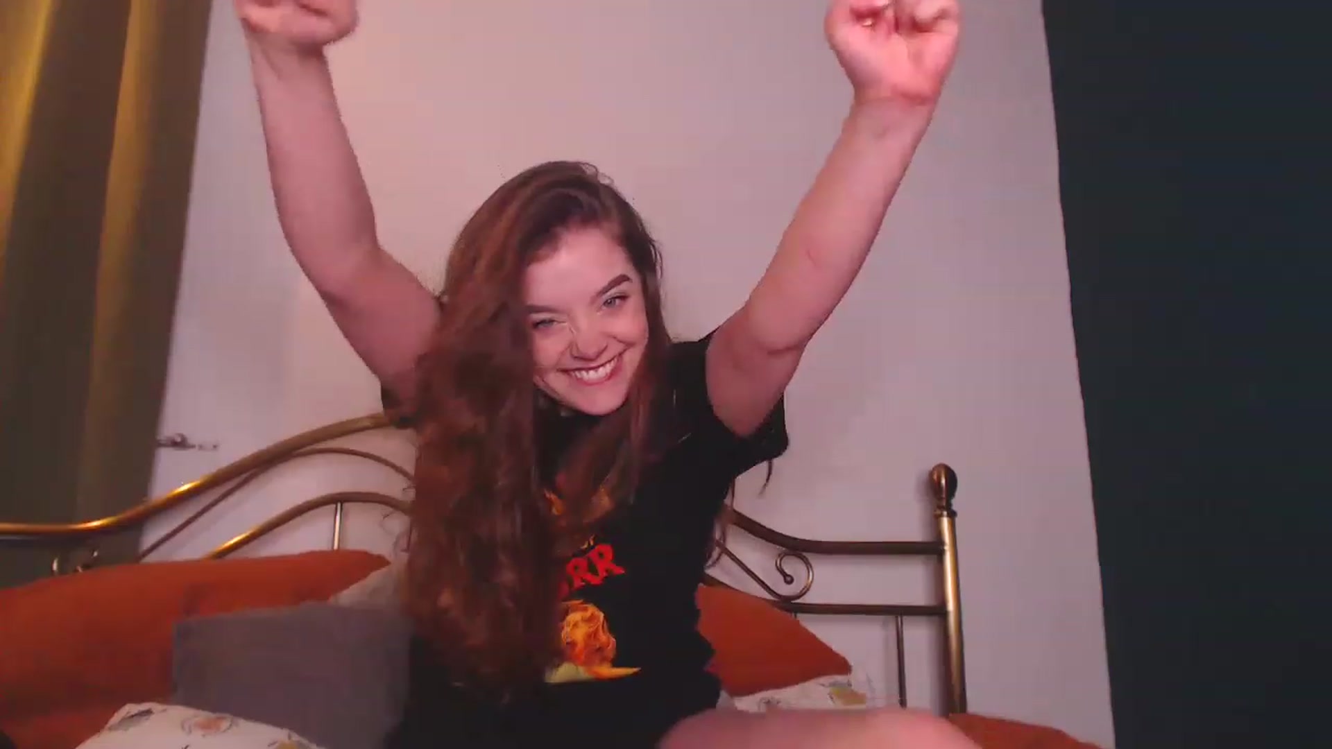 Gallery image thumbnail from KittyCash3w's myfreecams stream on, 04/23/2023, 14:30 image 7 of 20