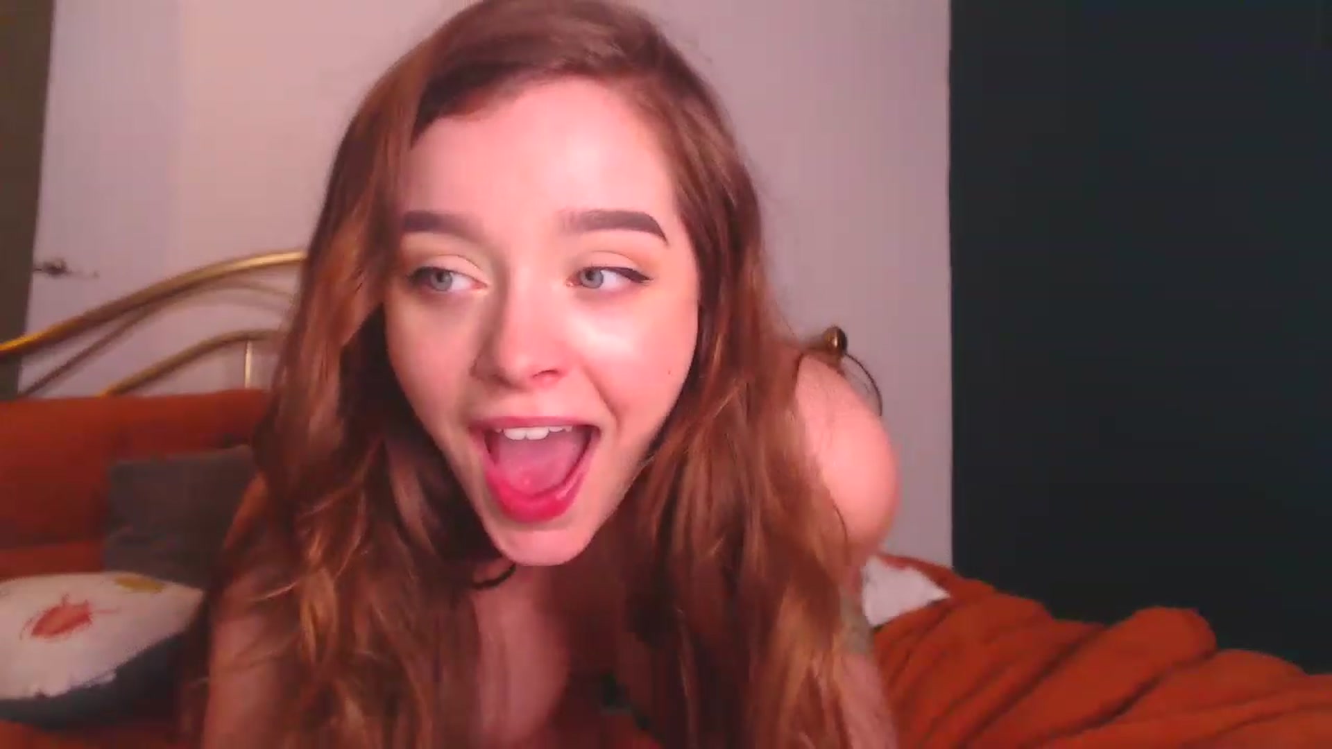 Gallery image thumbnail from KittyCash3w's myfreecams stream on, 04/23/2023, 14:54 image 4 of 20