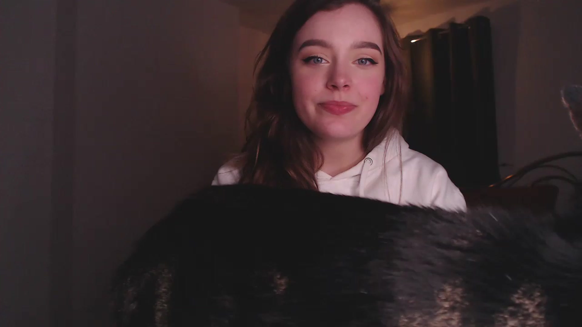 Gallery image thumbnail from KittyCash3w's myfreecams stream on, 05/04/2023, 20:34 image 7 of 20