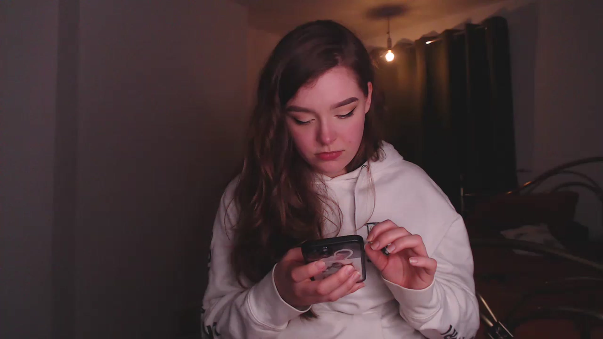Gallery image thumbnail from KittyCash3w's myfreecams stream on, 05/04/2023, 20:34 image 15 of 20
