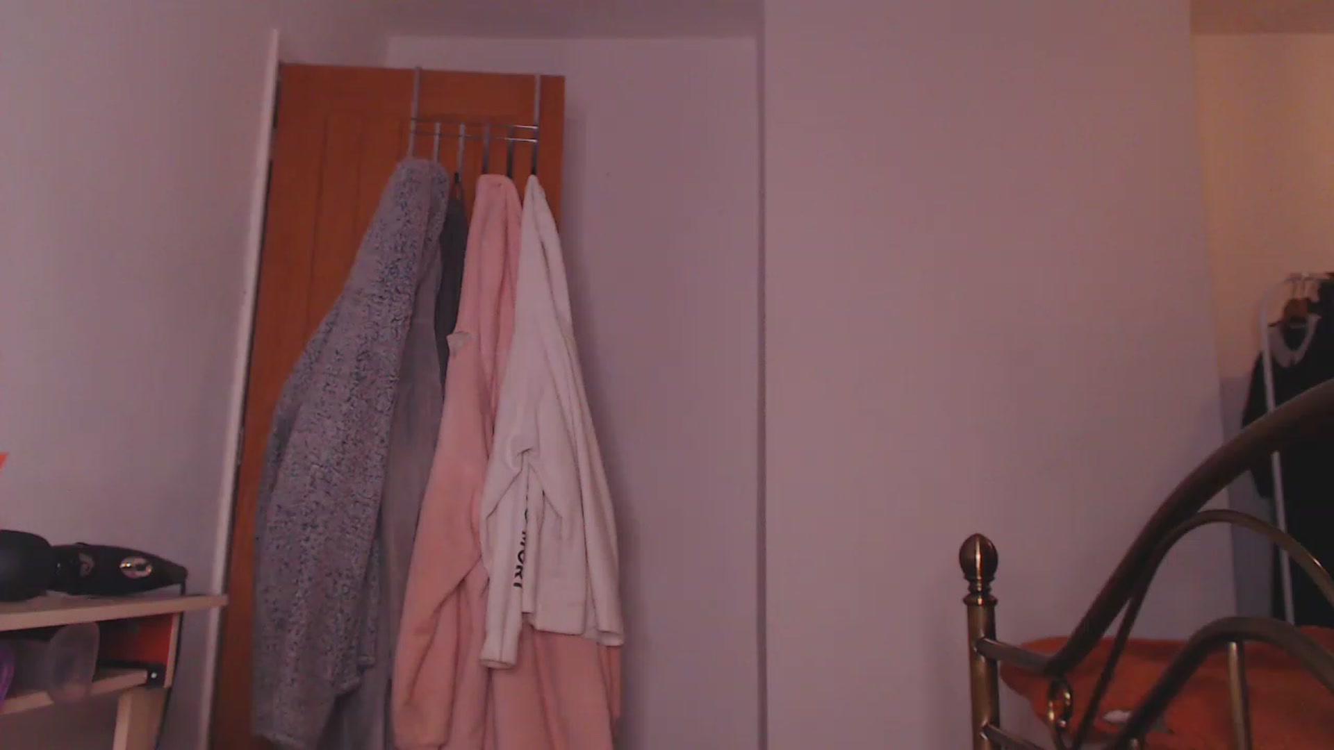 Gallery image thumbnail from KittyCash3w's myfreecams stream on, 05/10/2023, 16:41 image 17 of 20