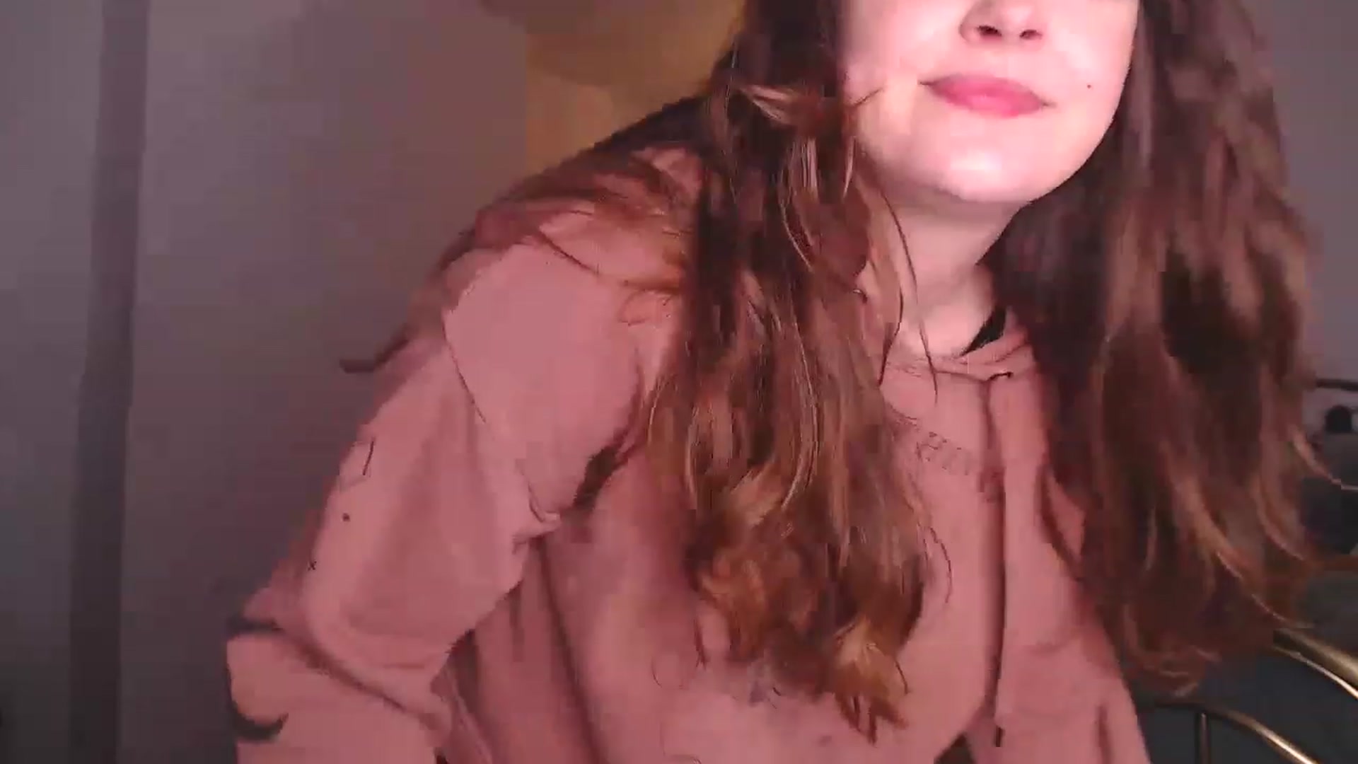 Gallery image thumbnail from KittyCash3w's myfreecams stream on, 05/12/2023, 16:20 image 4 of 20