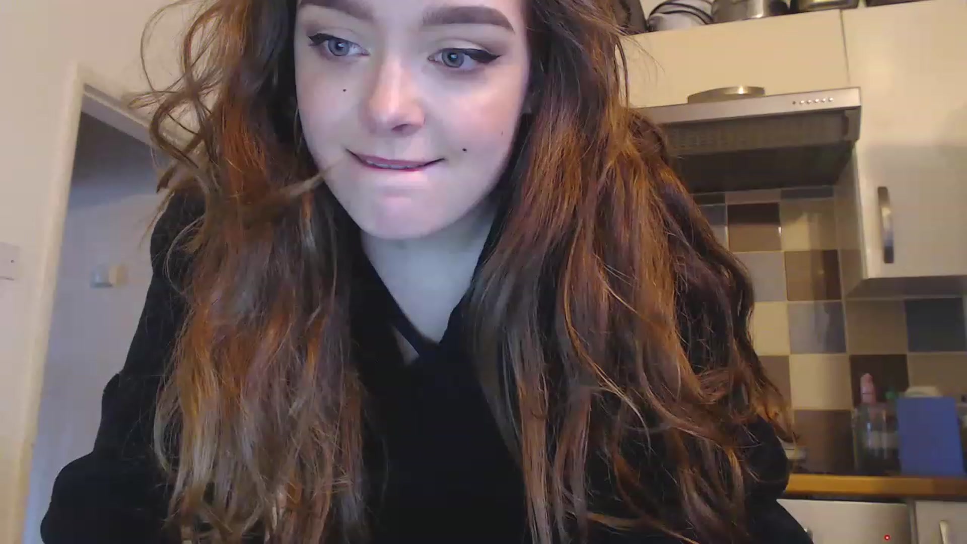 Gallery image thumbnail from KittyCash3w's myfreecams stream on, 05/12/2023, 16:20 image 15 of 20