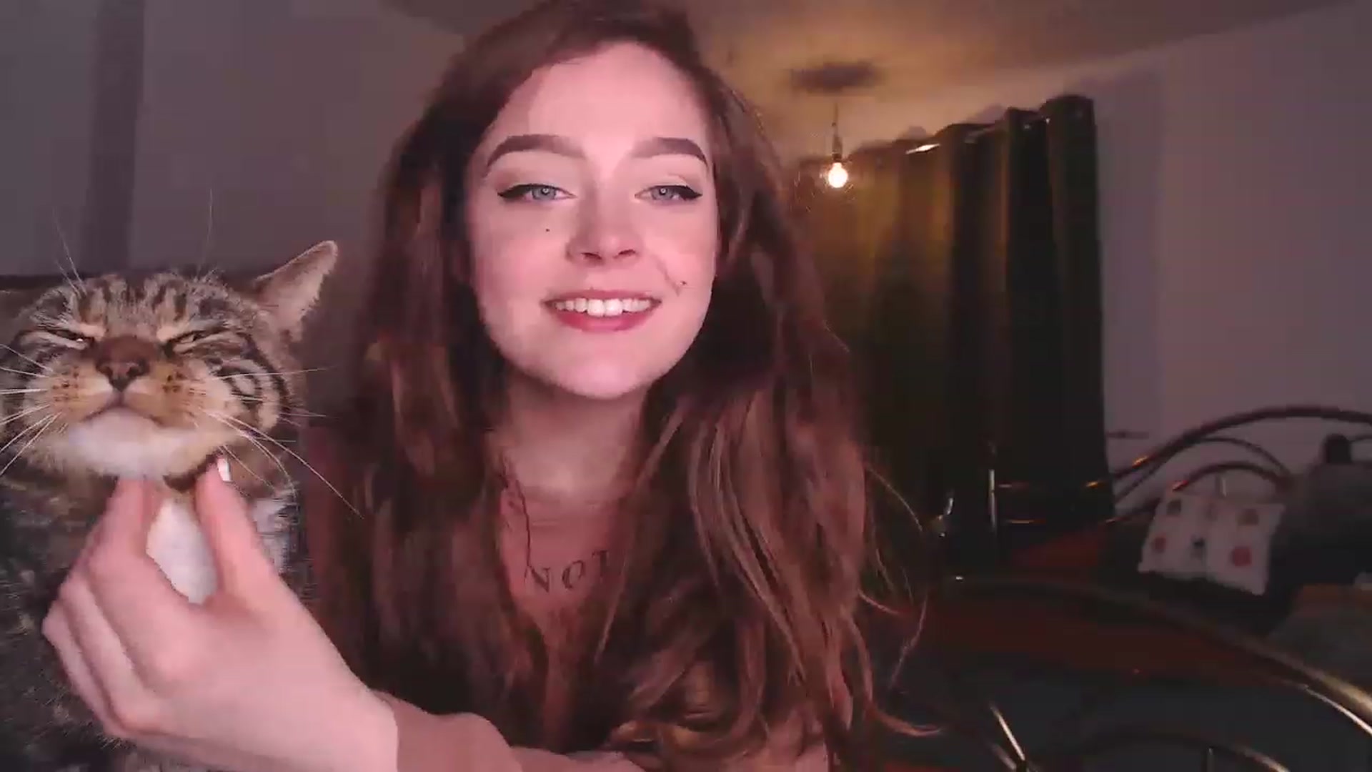 Gallery image thumbnail from KittyCash3w's myfreecams stream on, 05/12/2023, 16:20 image 3 of 20