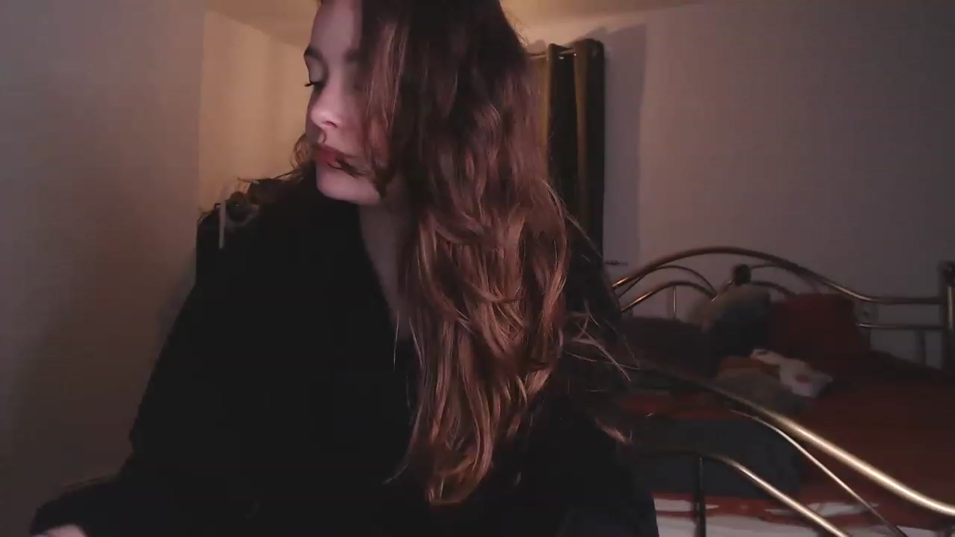 Gallery image thumbnail from KittyCash3w's myfreecams stream on, 05/12/2023, 17:40 image 9 of 20