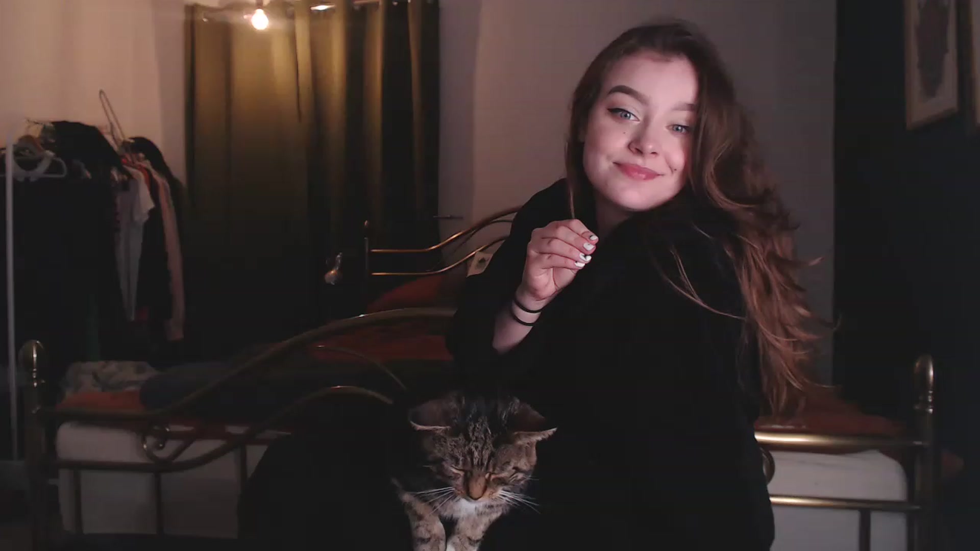 Gallery image thumbnail from KittyCash3w's myfreecams stream on, 05/12/2023, 17:40 image 2 of 20