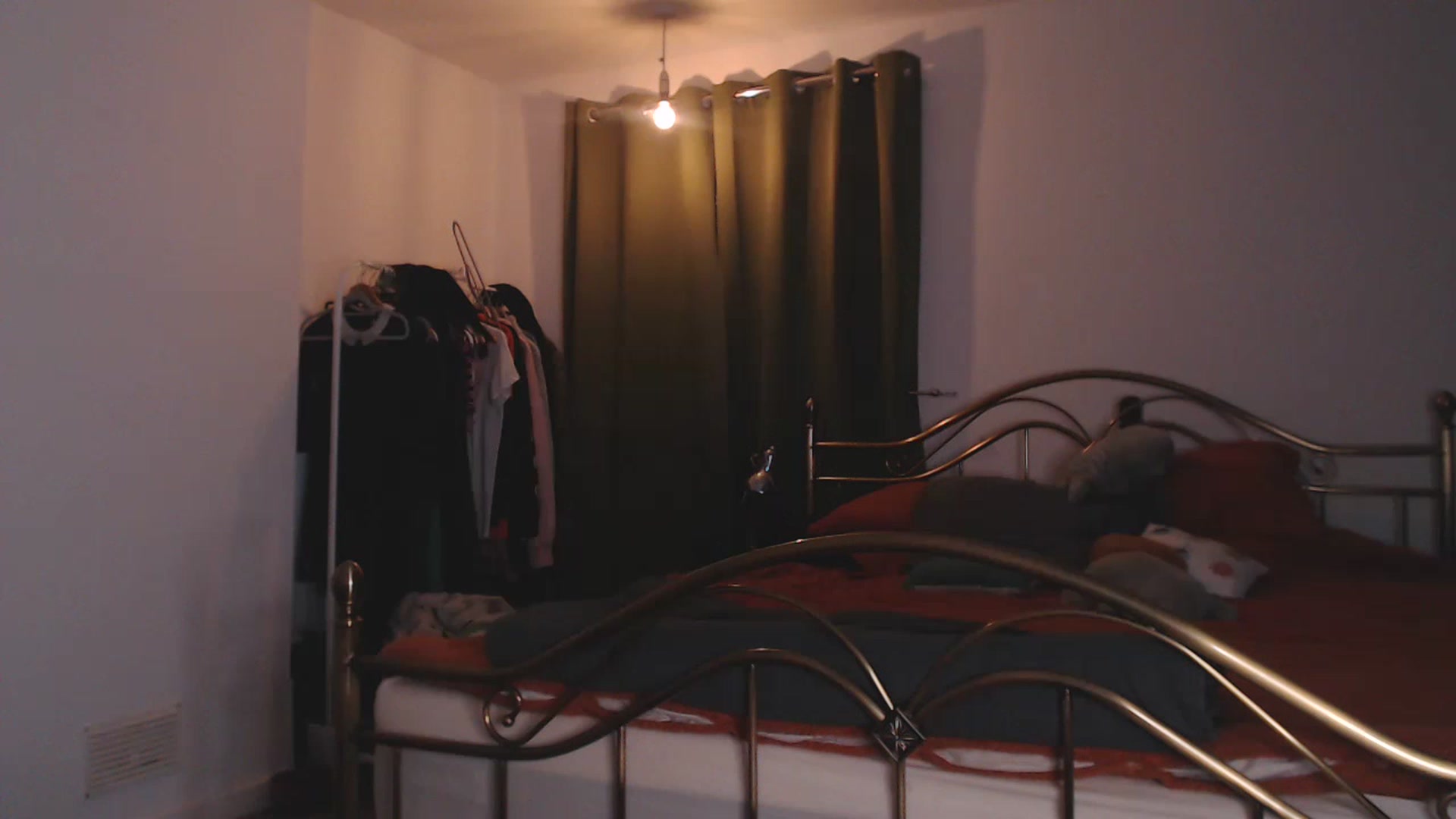 Gallery image thumbnail from KittyCash3w's myfreecams stream on, 05/12/2023, 17:40 image 12 of 20