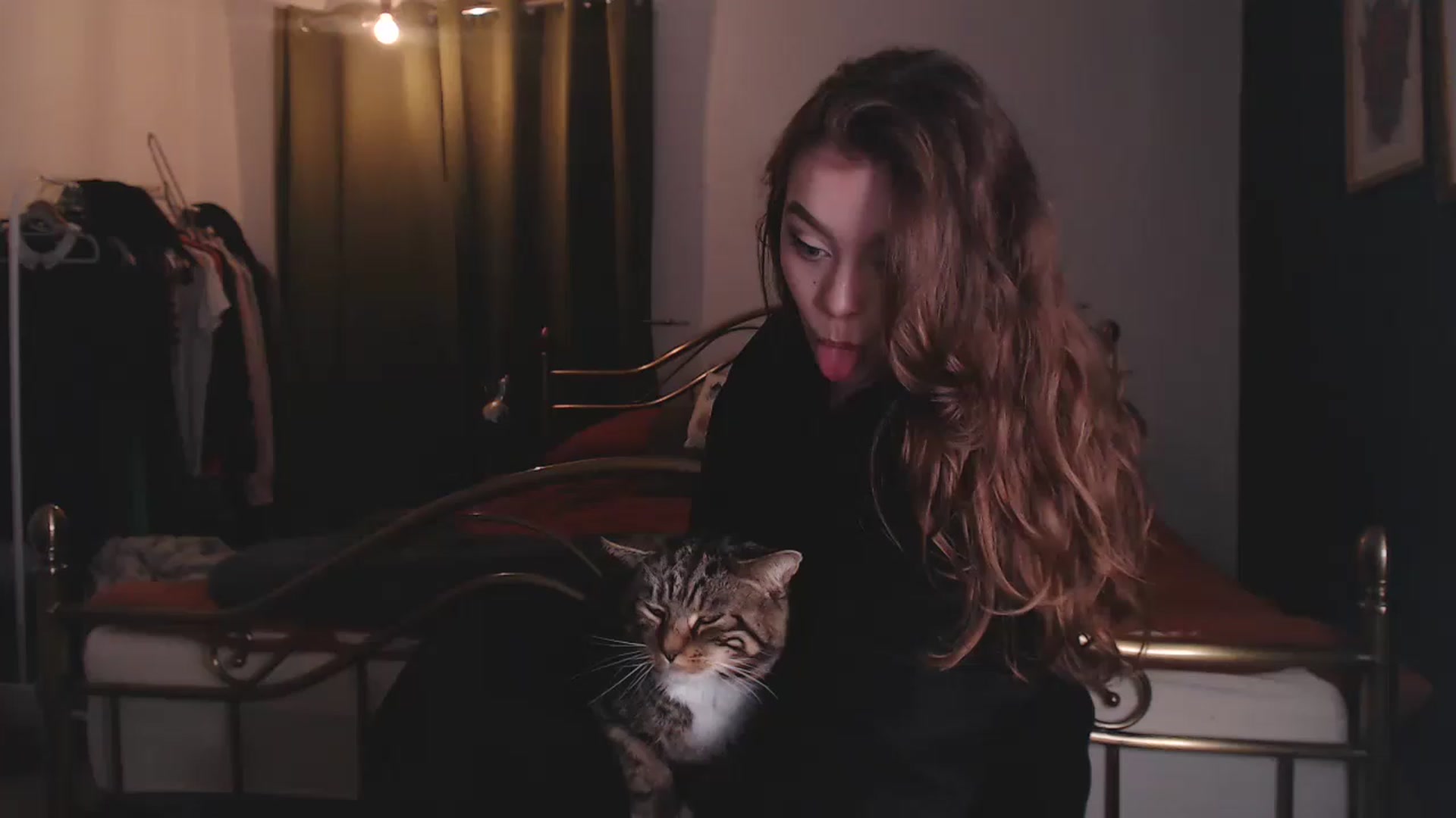 Gallery image thumbnail from KittyCash3w's myfreecams stream on, 05/12/2023, 17:40 image 1 of 20