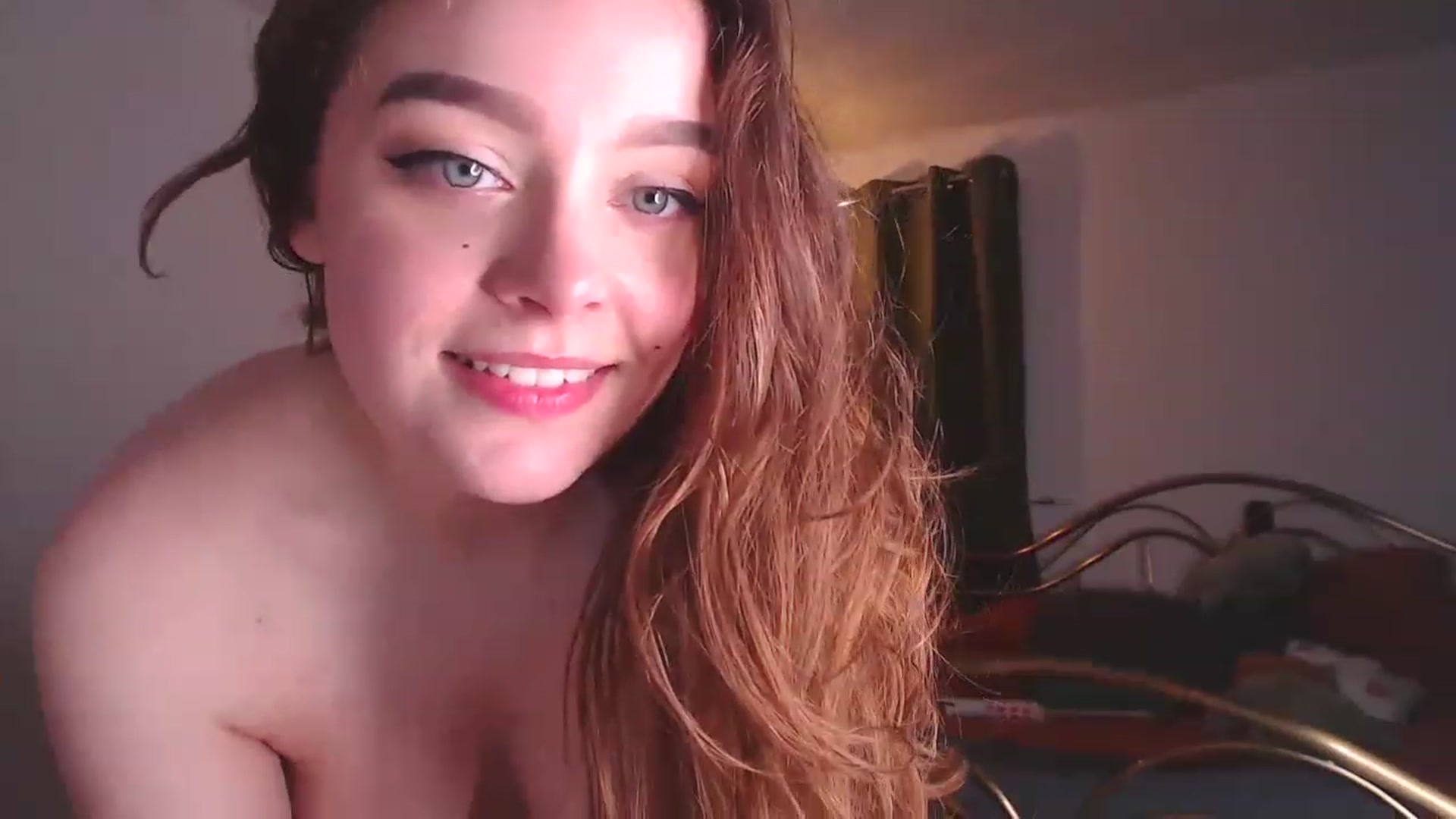 Gallery image thumbnail from KittyCash3w's myfreecams stream on, 05/12/2023, 19:22 image 15 of 20
