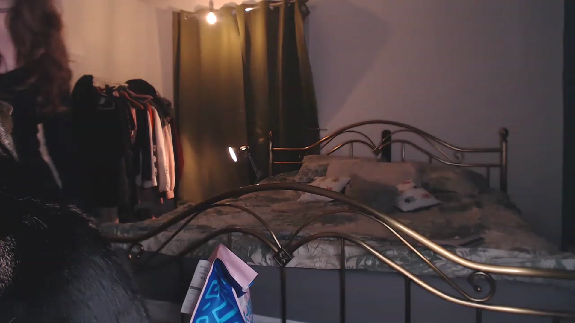 Gallery image thumbnail from KittyCash3w's myfreecams stream on, 05/17/2023, 19:29 image 3 of 20