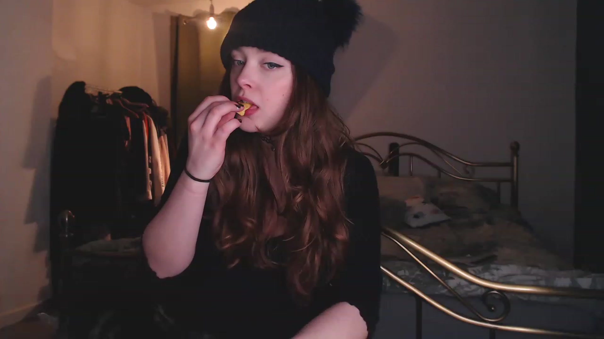 Gallery image thumbnail from KittyCash3w's myfreecams stream on, 05/17/2023, 19:29 image 15 of 20