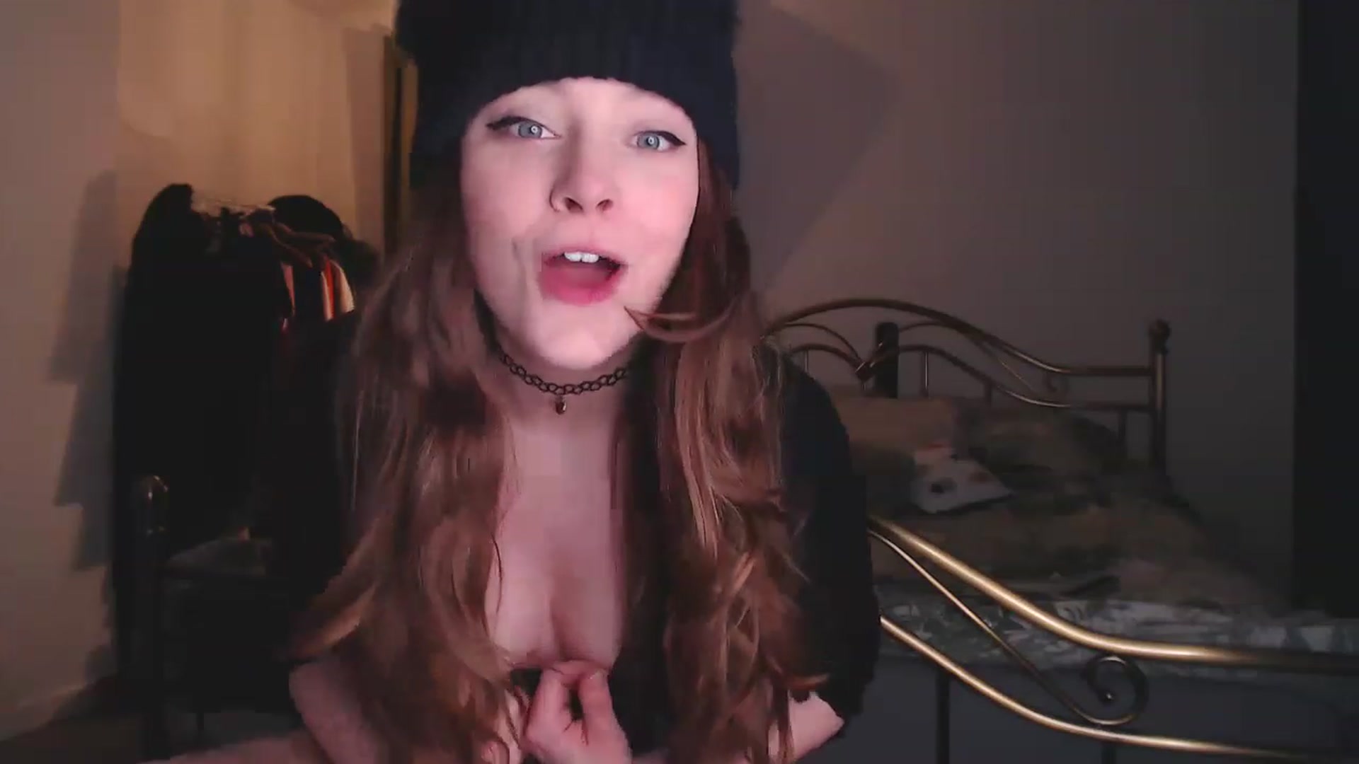 Gallery image thumbnail from KittyCash3w's myfreecams stream on, 05/17/2023, 19:29 image 8 of 20