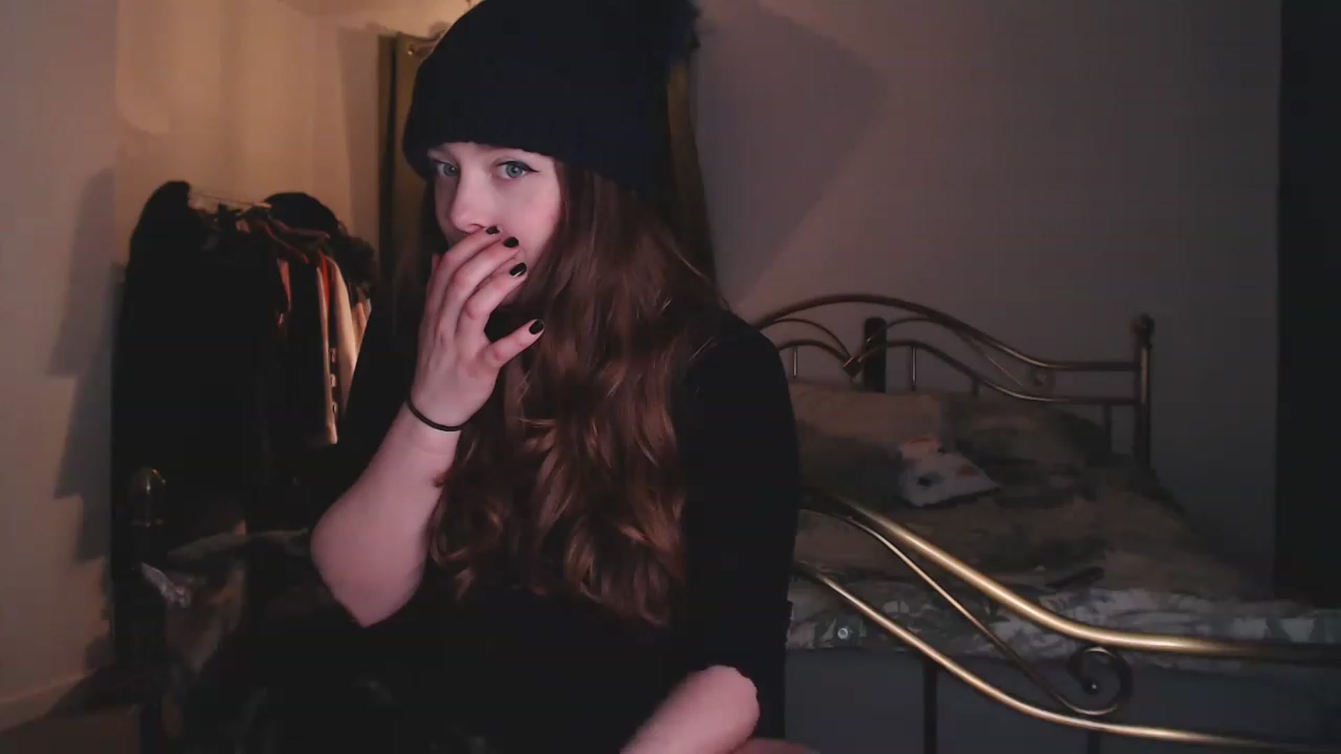 Gallery image thumbnail from KittyCash3w's myfreecams stream on, 05/17/2023, 19:29 image 11 of 20