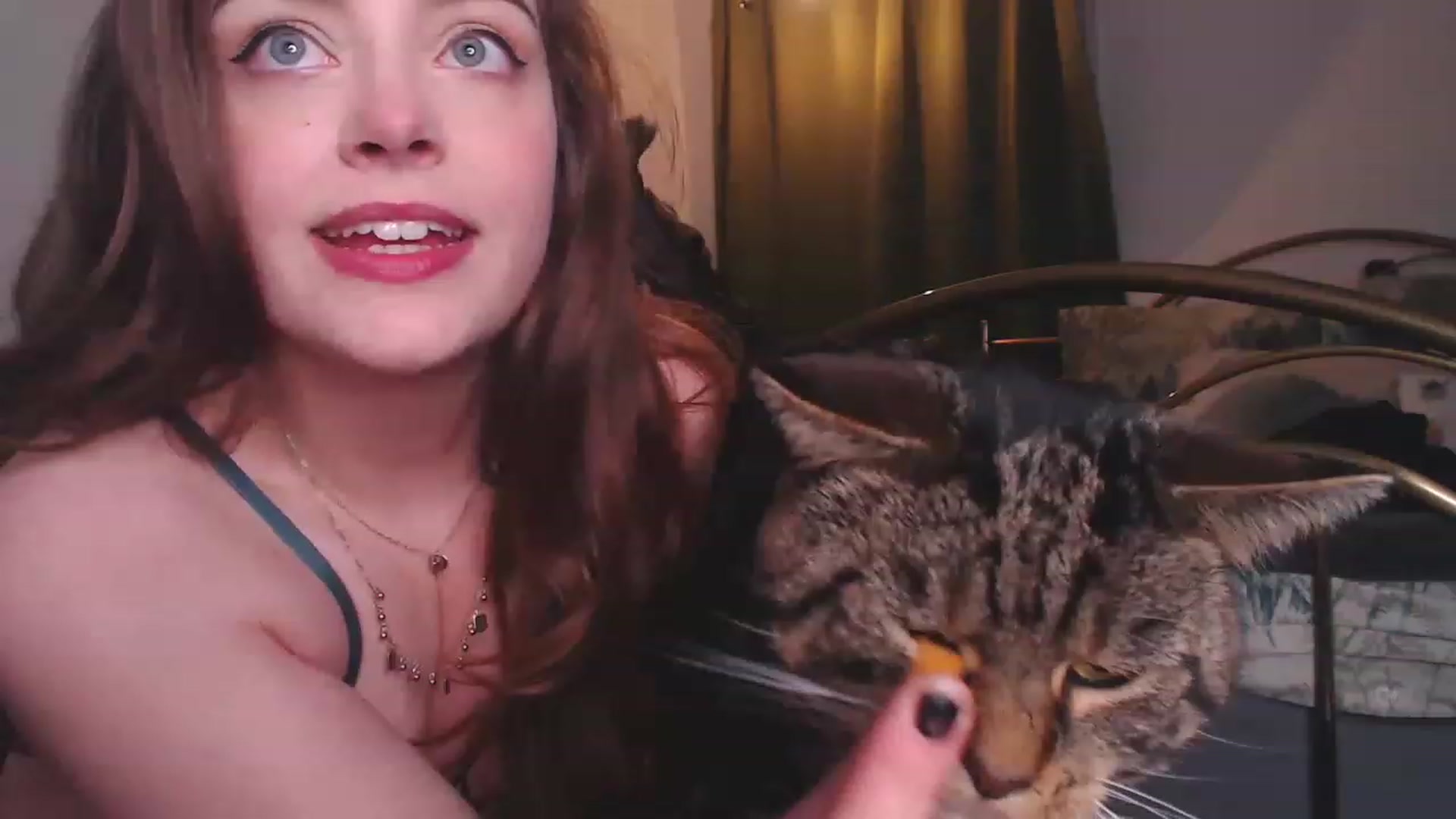 Gallery image thumbnail from KittyCash3w's myfreecams stream on, 05/18/2023, 20:49 image 3 of 20