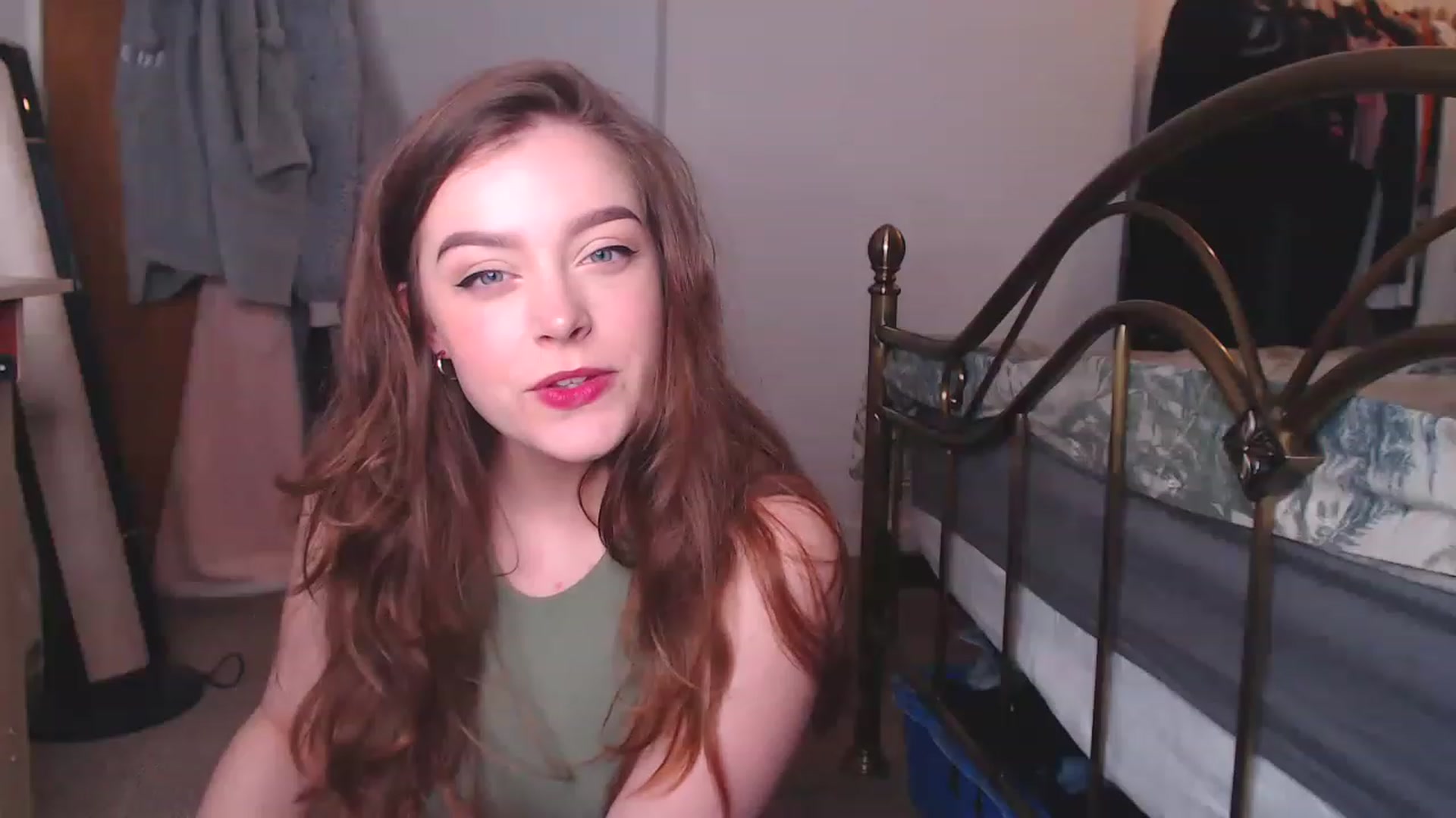 Gallery image thumbnail from KittyCash3w's myfreecams stream on, 05/20/2023, 18:10 image 3 of 20