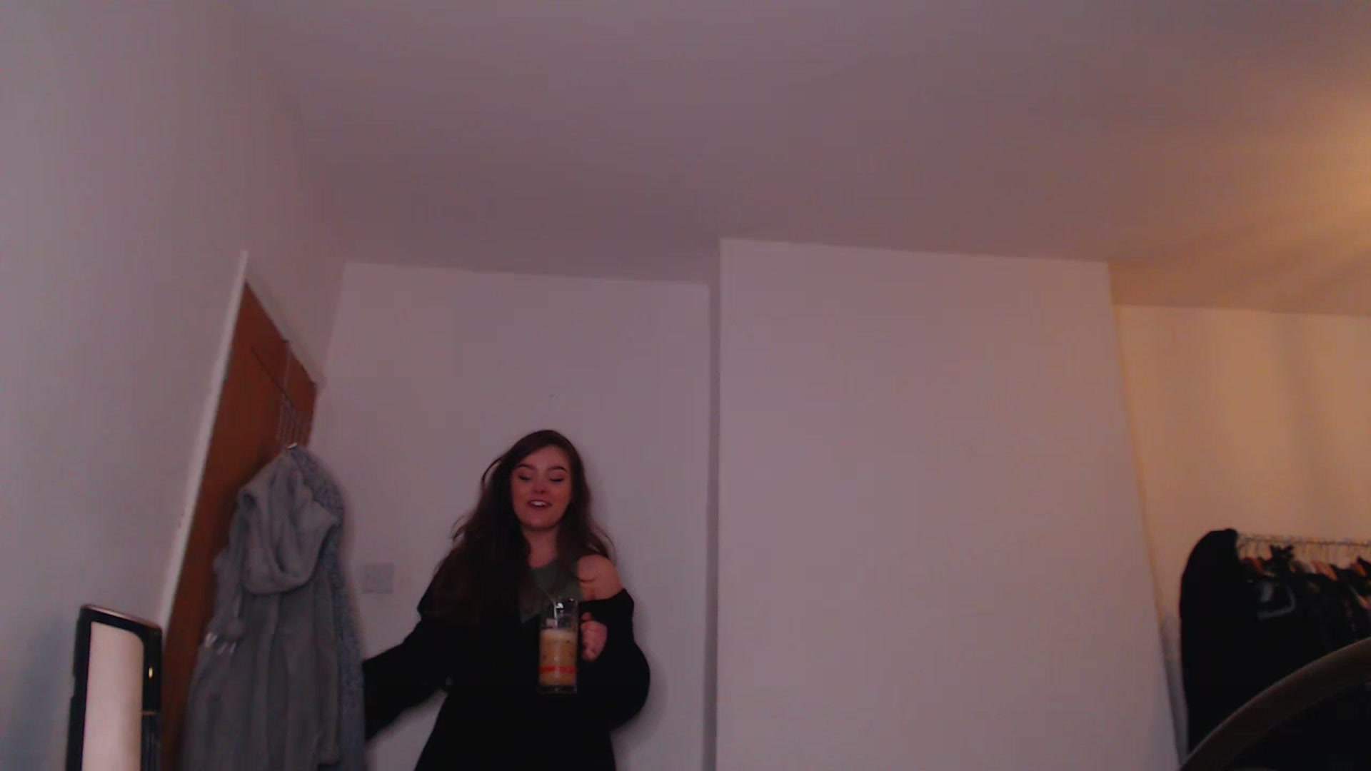 Gallery image thumbnail from KittyCash3w's myfreecams stream on, 05/20/2023, 18:10 image 11 of 20