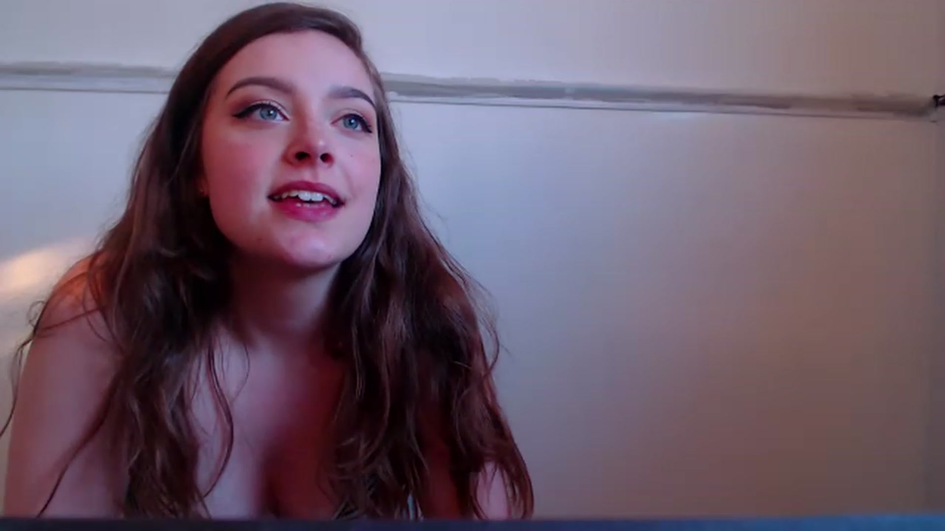Gallery image thumbnail from KittyCash3w's myfreecams stream on, 06/10/2023, 19:37 image 16 of 20