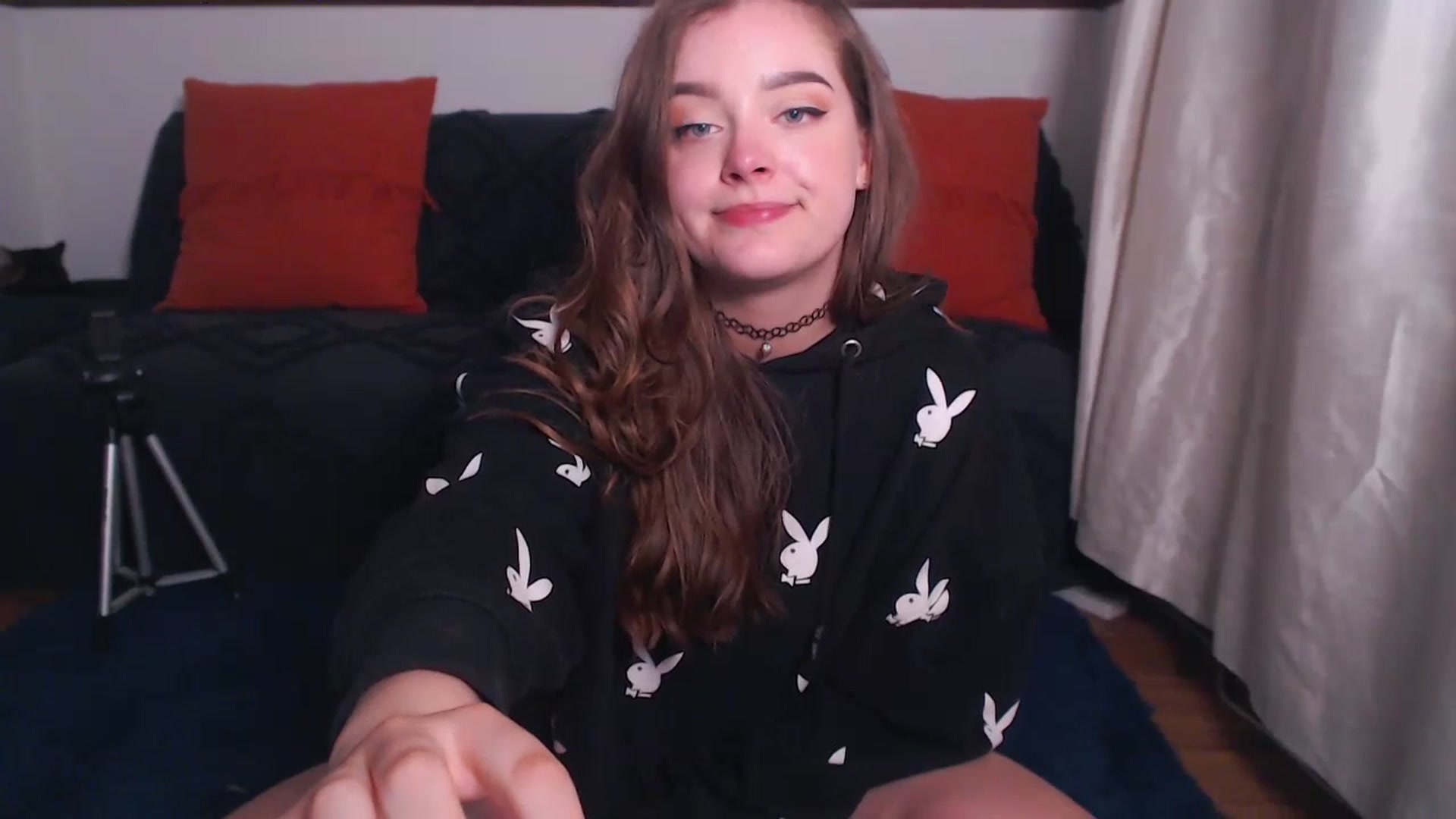Gallery image thumbnail from KittyCash3w's myfreecams stream on, 07/19/2023, 21:07 image 8 of 20