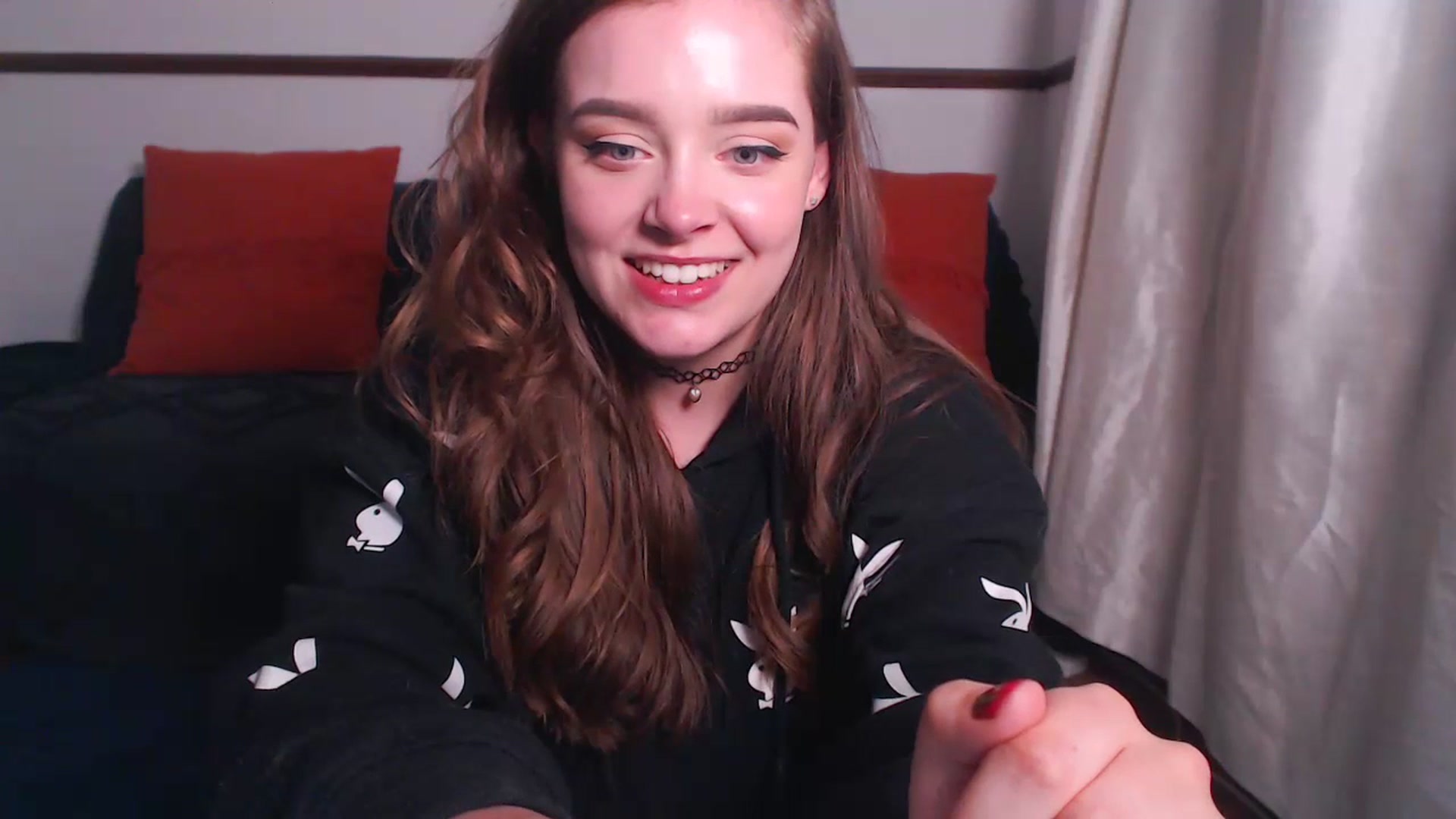 Gallery image thumbnail from KittyCash3w's myfreecams stream on, 07/19/2023, 21:07 image 3 of 20