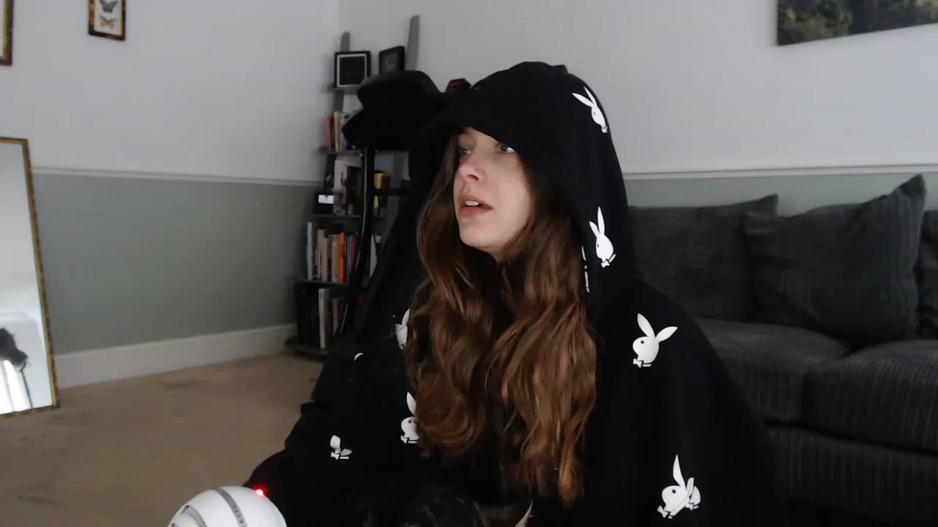 Gallery image thumbnail from KittyCash3w's myfreecams stream on, 07/21/2023, 19:32 image 18 of 20