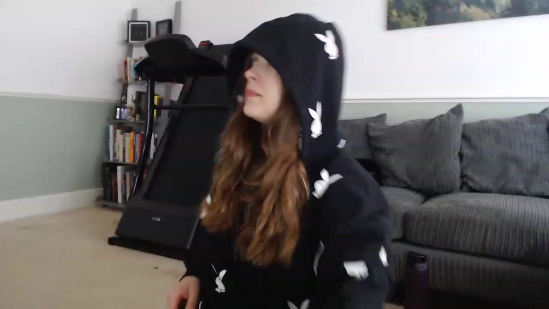 Gallery image thumbnail from KittyCash3w's myfreecams stream on, 07/21/2023, 19:32 image 2 of 20