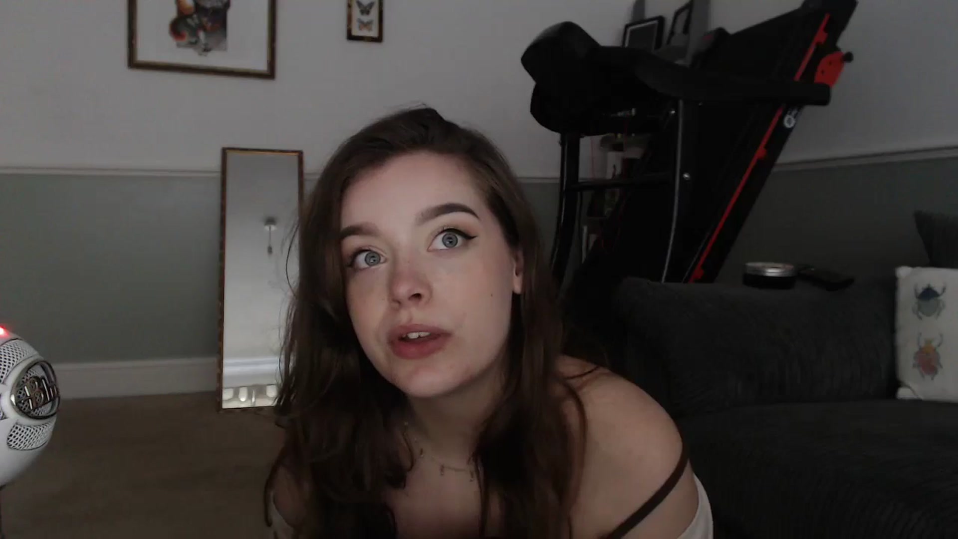 Gallery image thumbnail from KittyCash3w's myfreecams stream on, 08/10/2023, 19:40 image 11 of 20